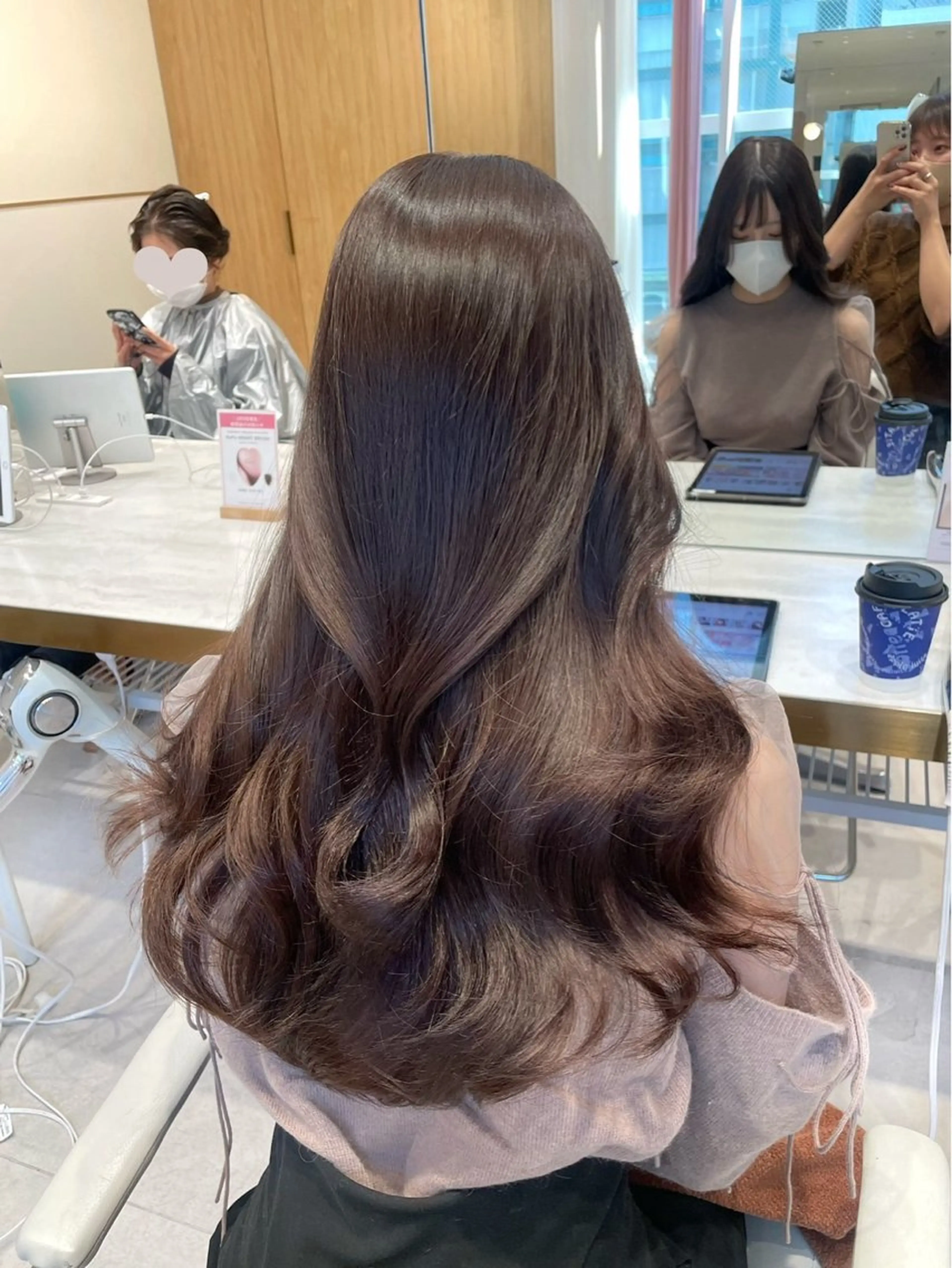 ロング カラー MAEUL所属・🍑韓国風レイヤー 🍑莉子のヘアスタイル