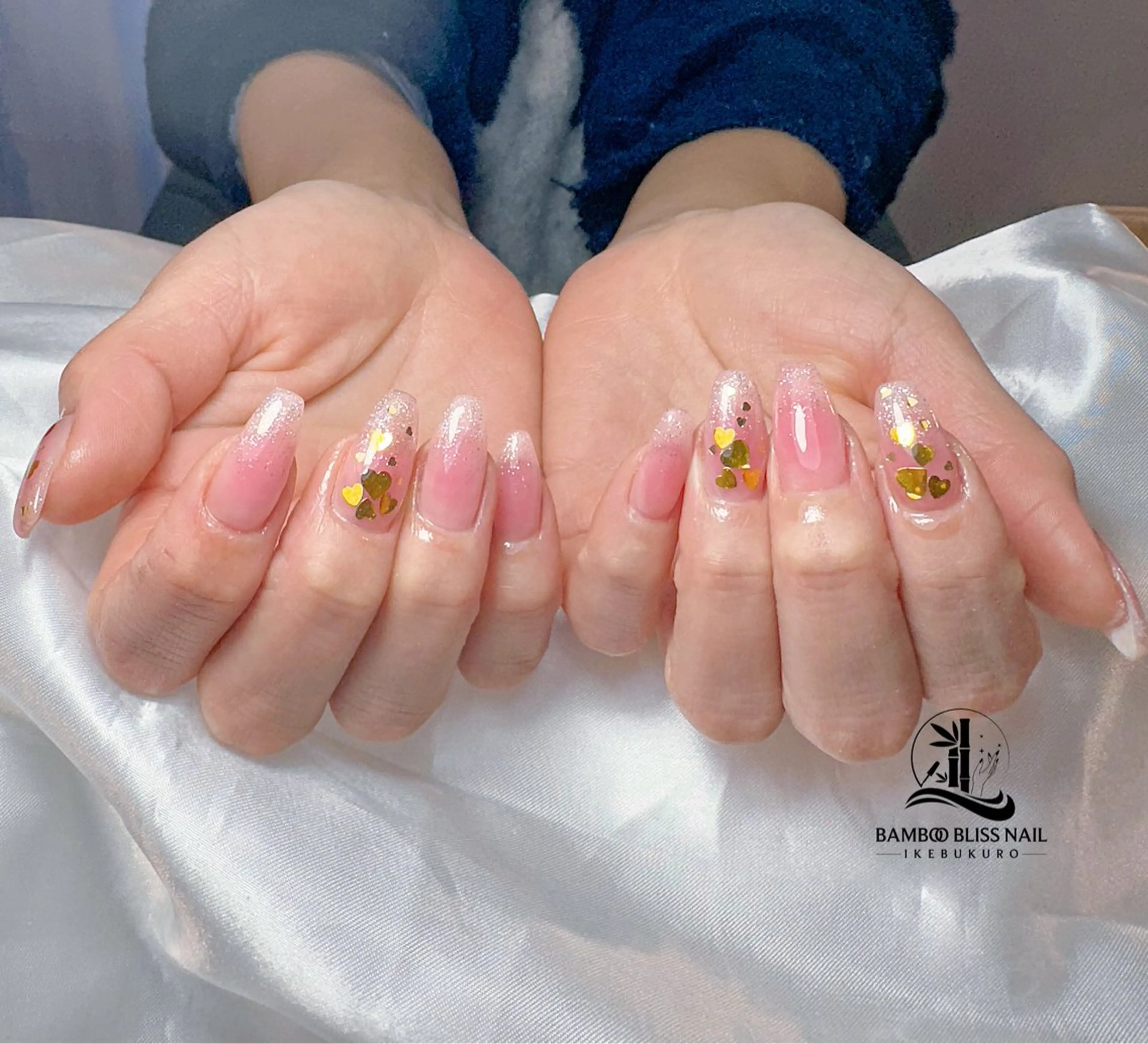 ネイル アートネイル グラデーション ラメ(グリッター) ラメグラデーション マグネットネイル BAMBOO BLISS 研修用のネイルデザイン
