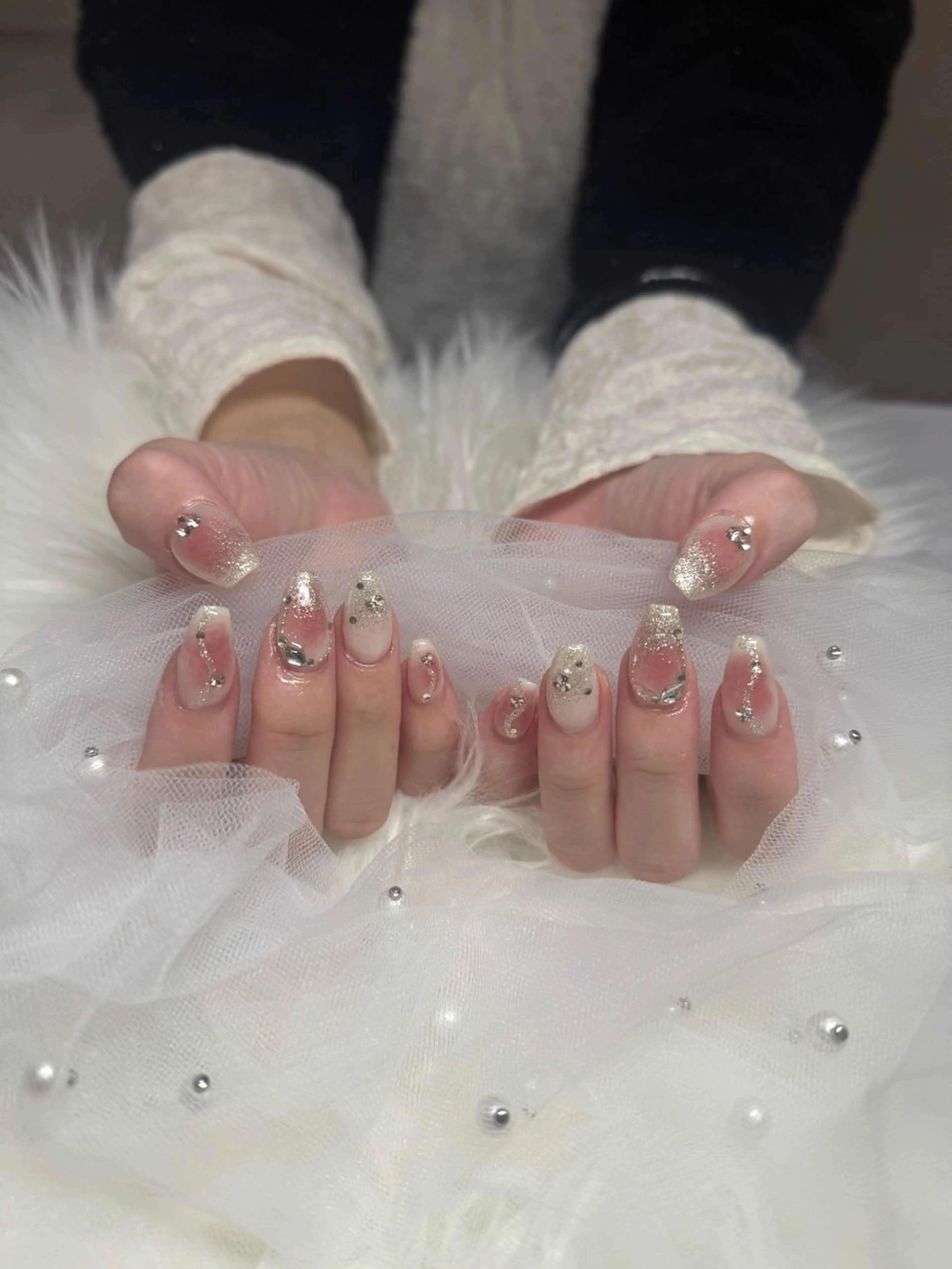 オフ込み 120分つけ放題コース⭐︎お時間内にできるデザインになります⭐︎（目安6​〜​10本アート）の写真