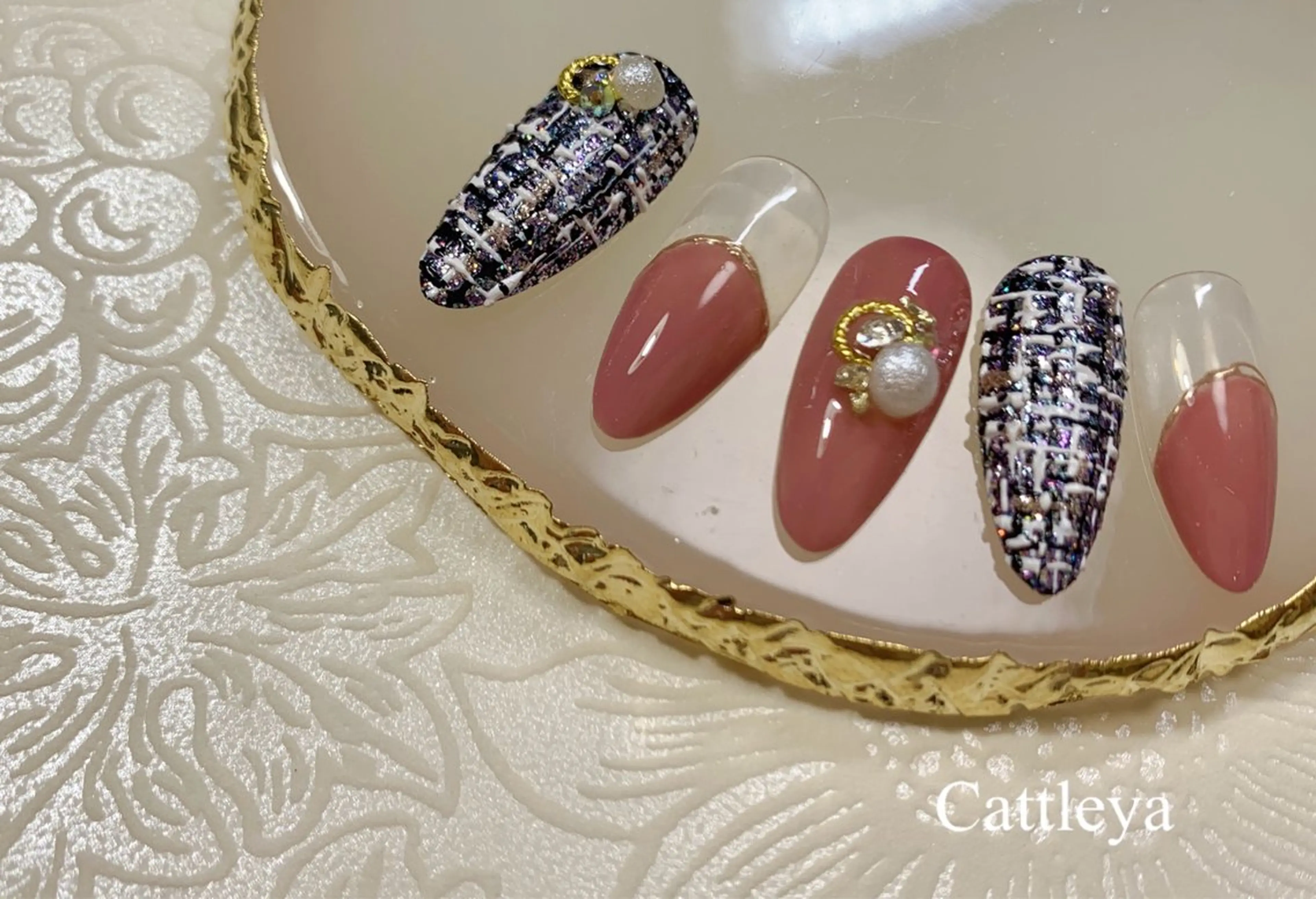 ネイル フレンチネイル ミラーネイル ツイードネイル 冬ネイル ハンドネイル Cattleya カトレアのネイルデザイン
