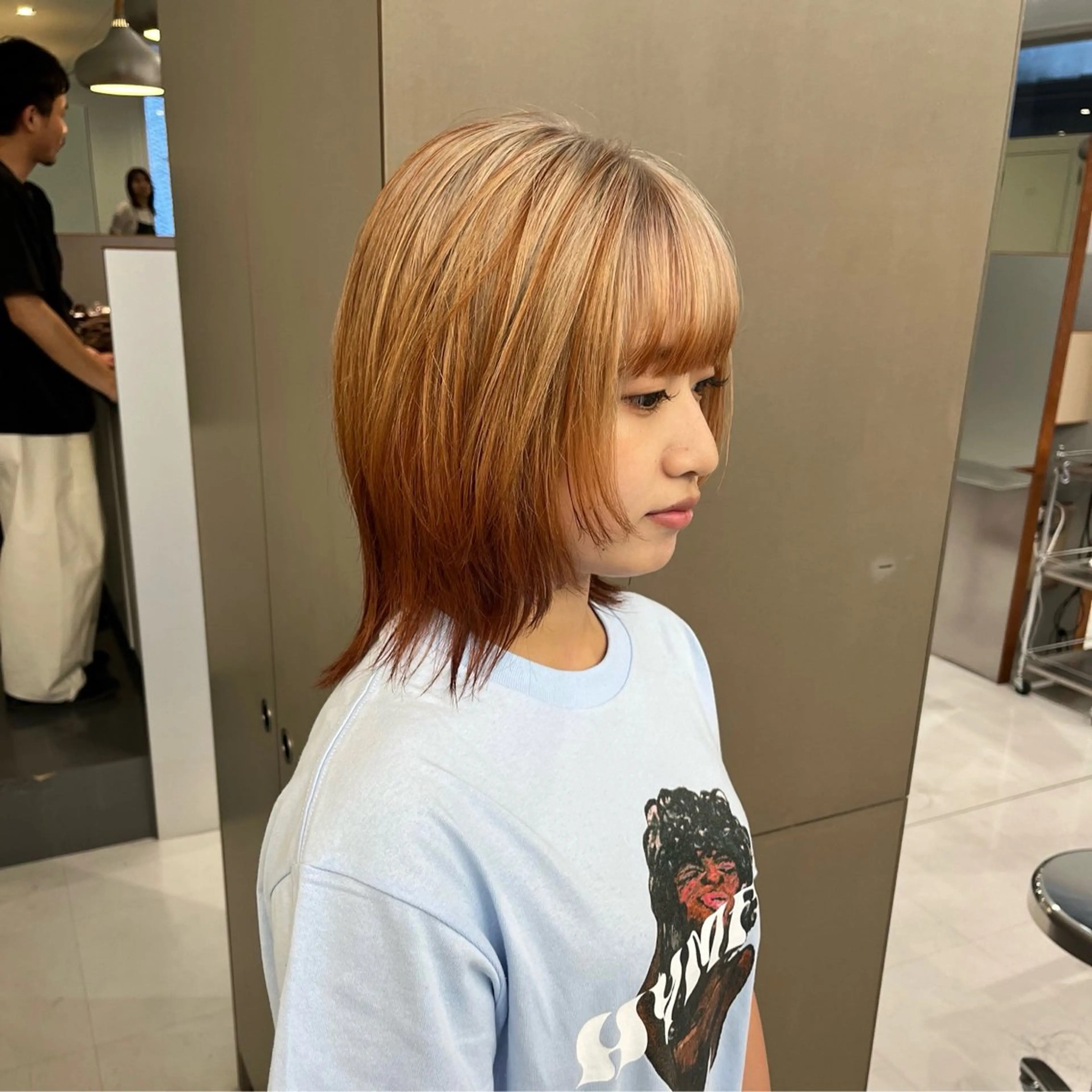 ショート カラー ベージュカラー ブリーチ 透明感カラー デザインカラー ダブルカラー ヘアカラー トリートメント ブリーチ/レイヤー 🌻Mutsumiのヘアスタイル