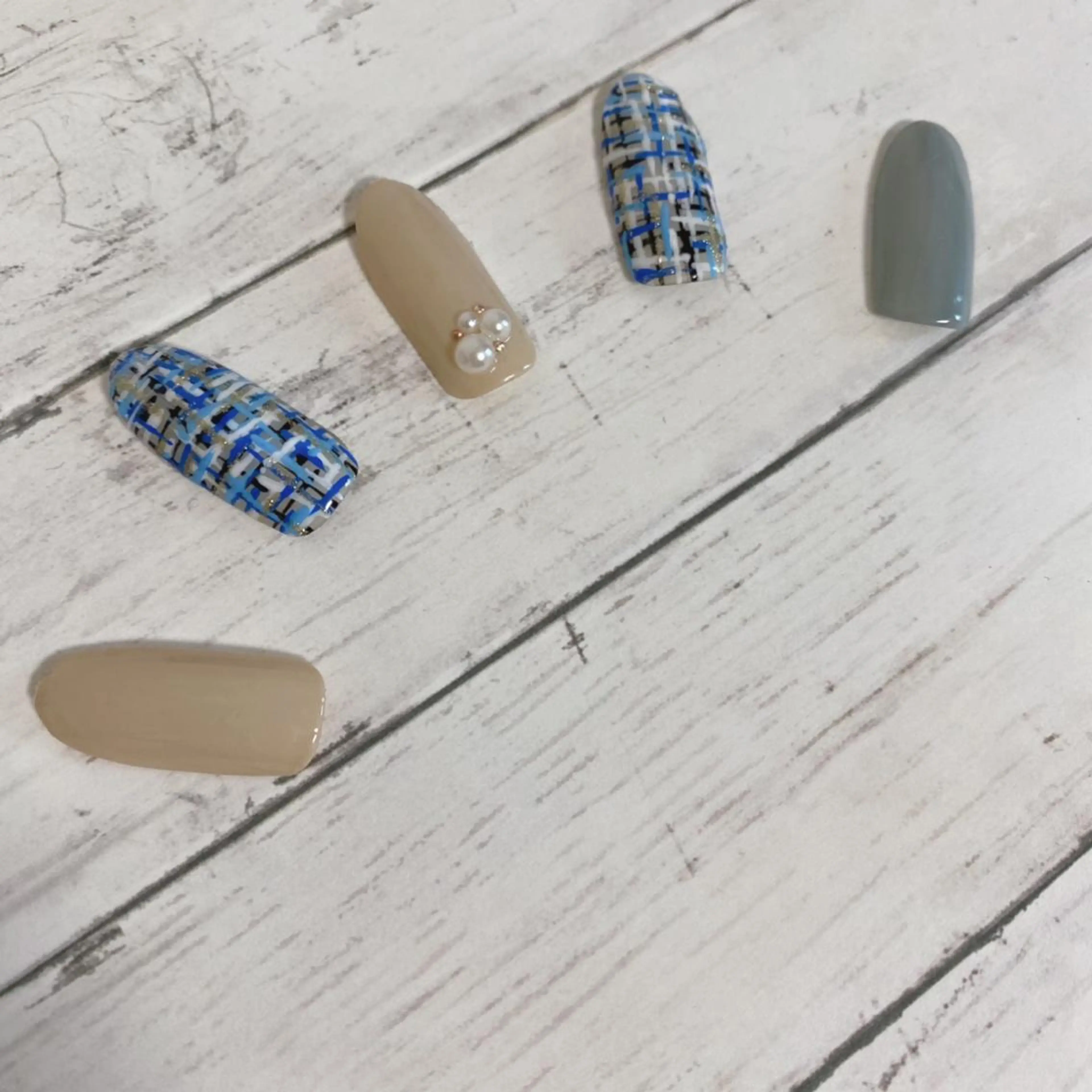 ネイル ツイードネイル nailsalon ICHIのネイルデザイン