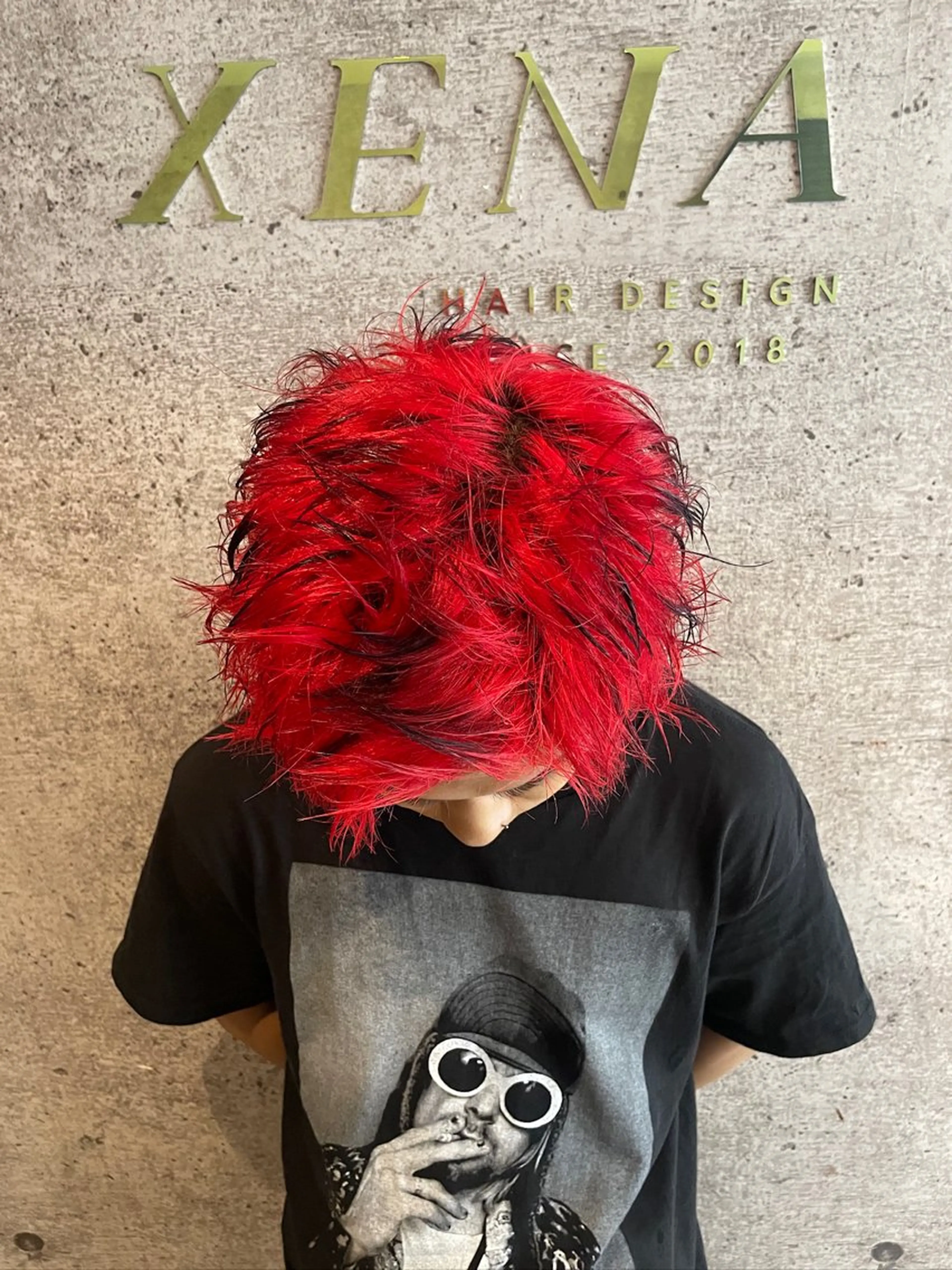 カラー メンズ デザインカラー ヘアカラー トリートメント XENA YURI ブリーチカラーのヘアスタイル