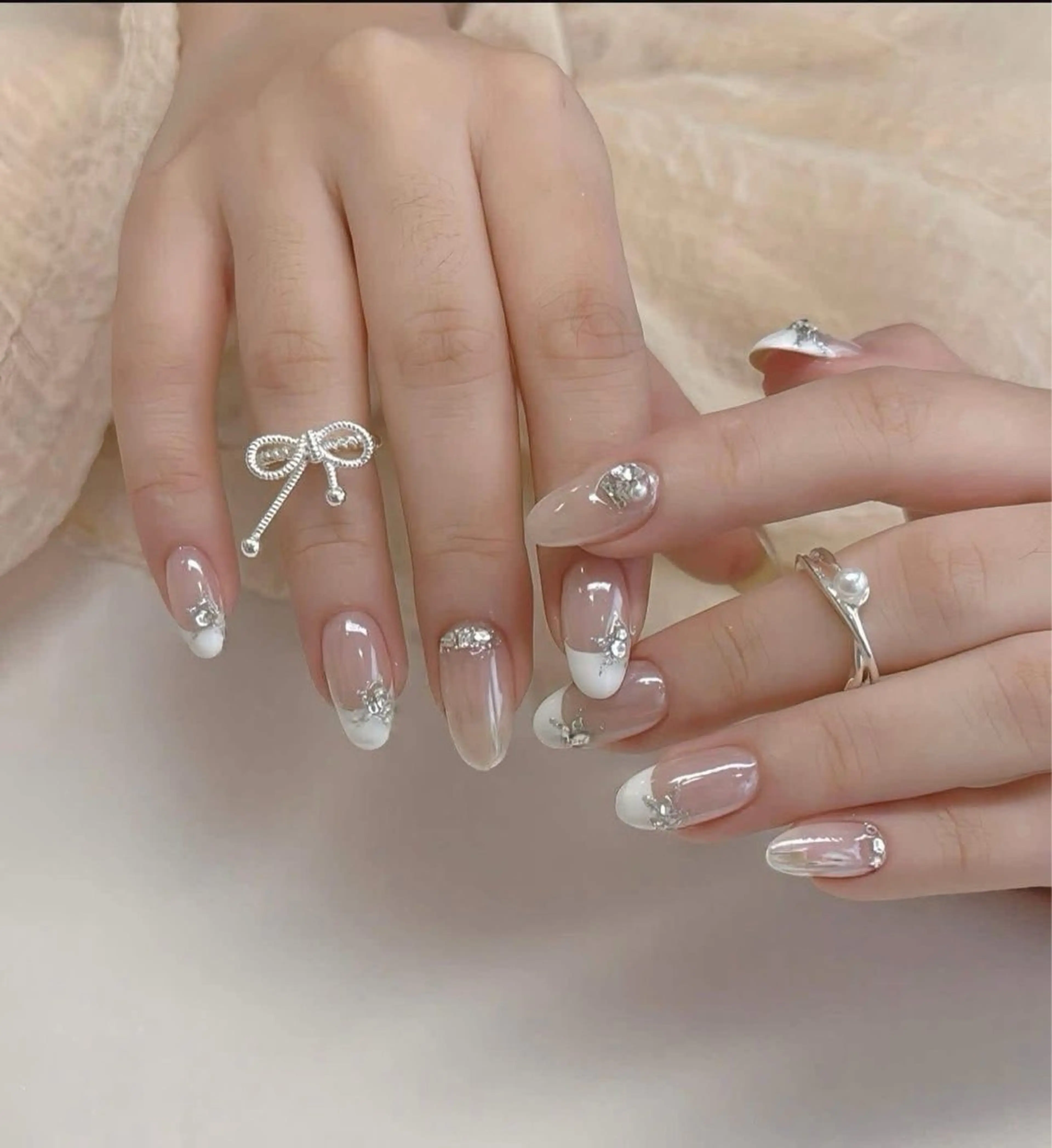 ネイル ハンドネイル T. Leeのネイルデザイン