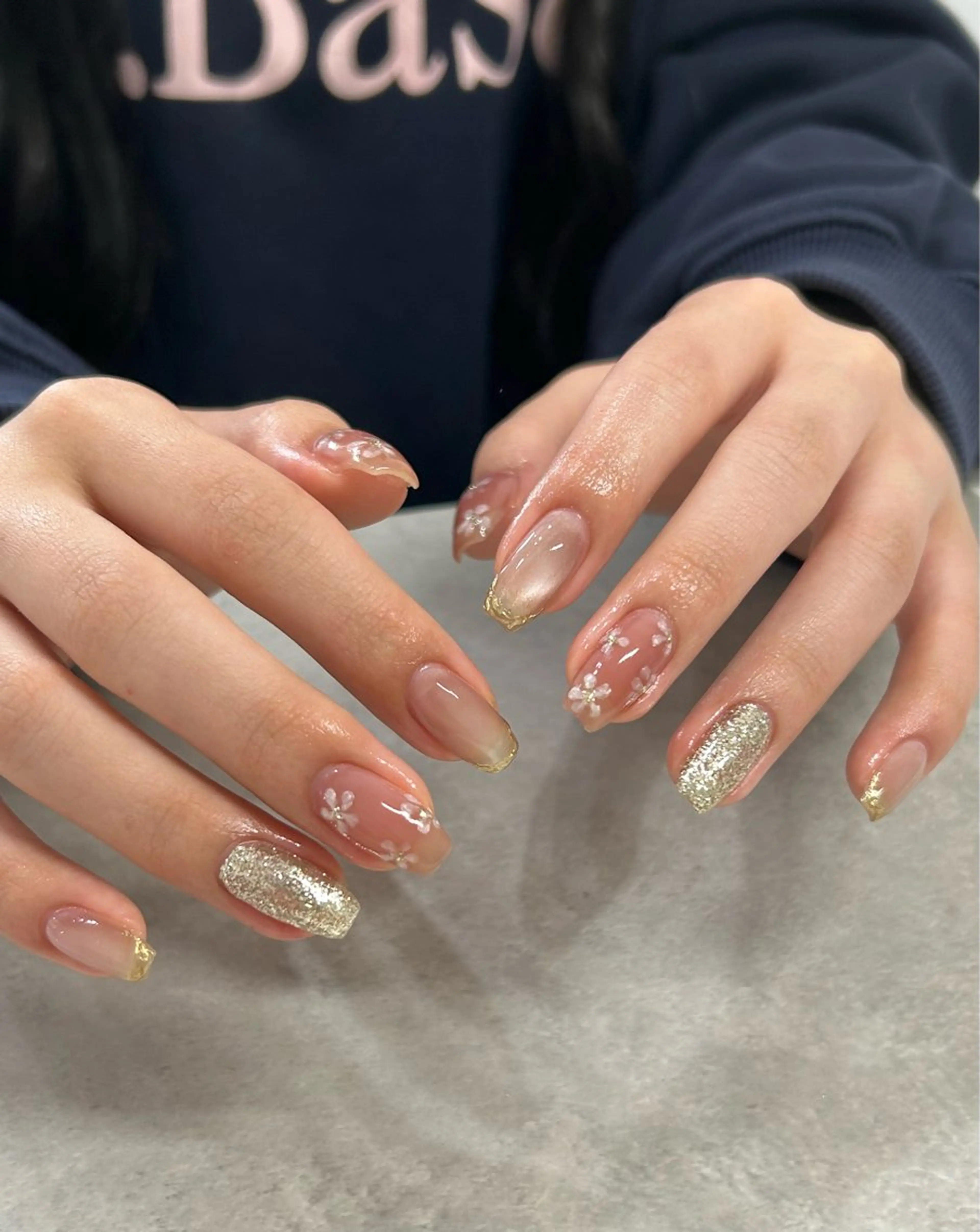 ネイル ニュアンスネイル Ray. byCharmeのネイルデザイン
