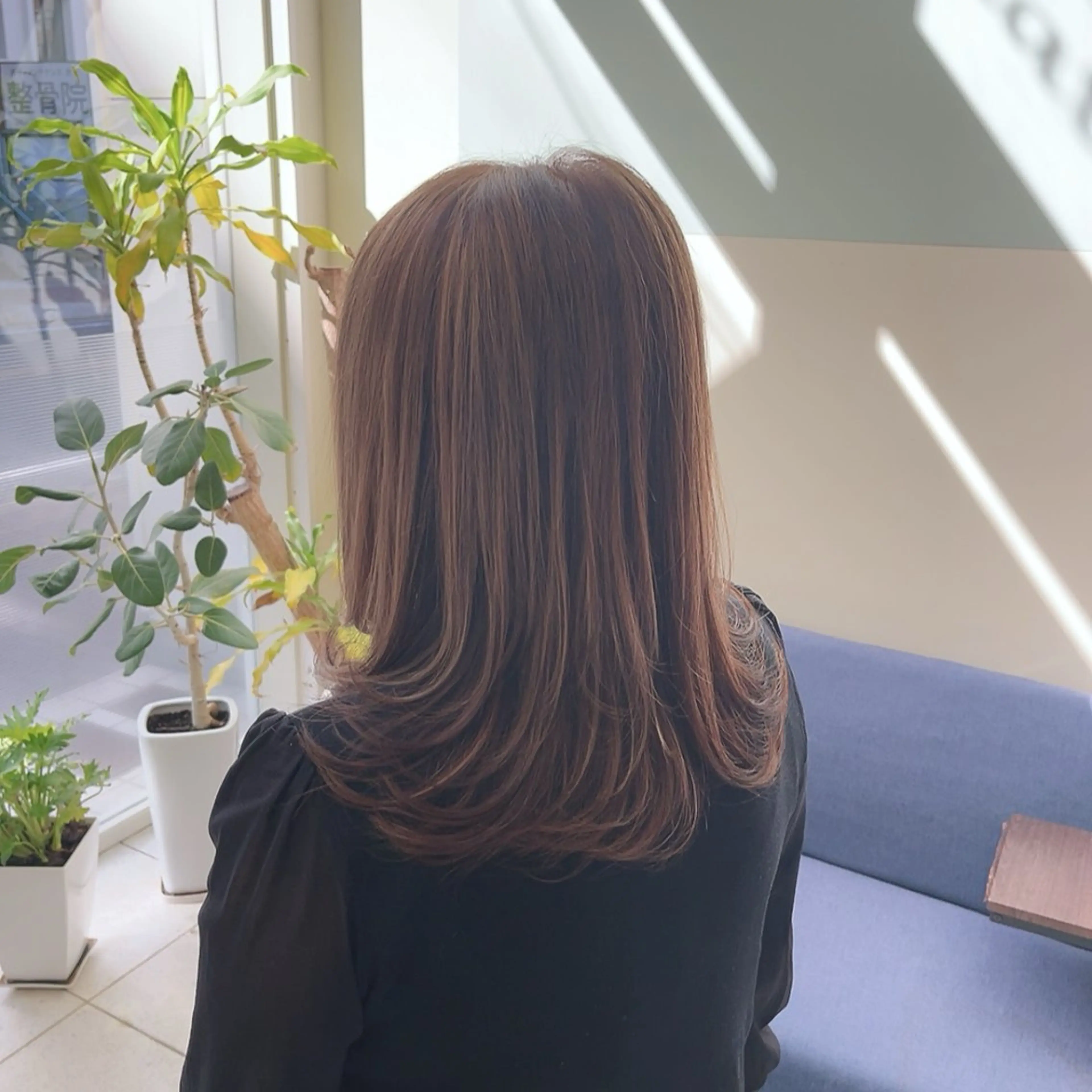 ミディアム カラー ヘアカラー トリートメント mateca・hair所属・林 真之介のヘアスタイル