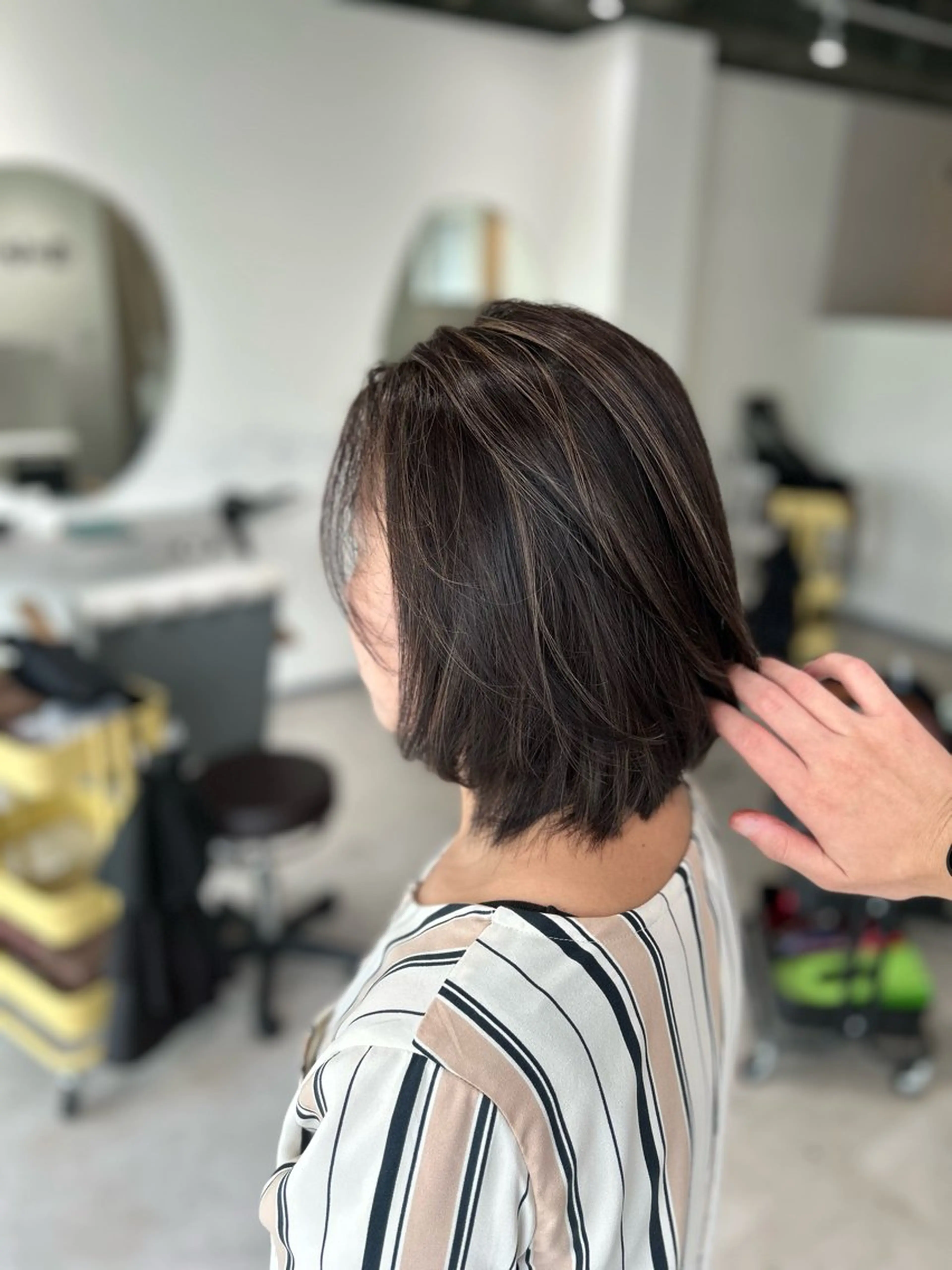 ショート カラー カット ヘアカラー トリートメント 白髪ぼかしハイライト 柳川拓哉のヘアスタイル