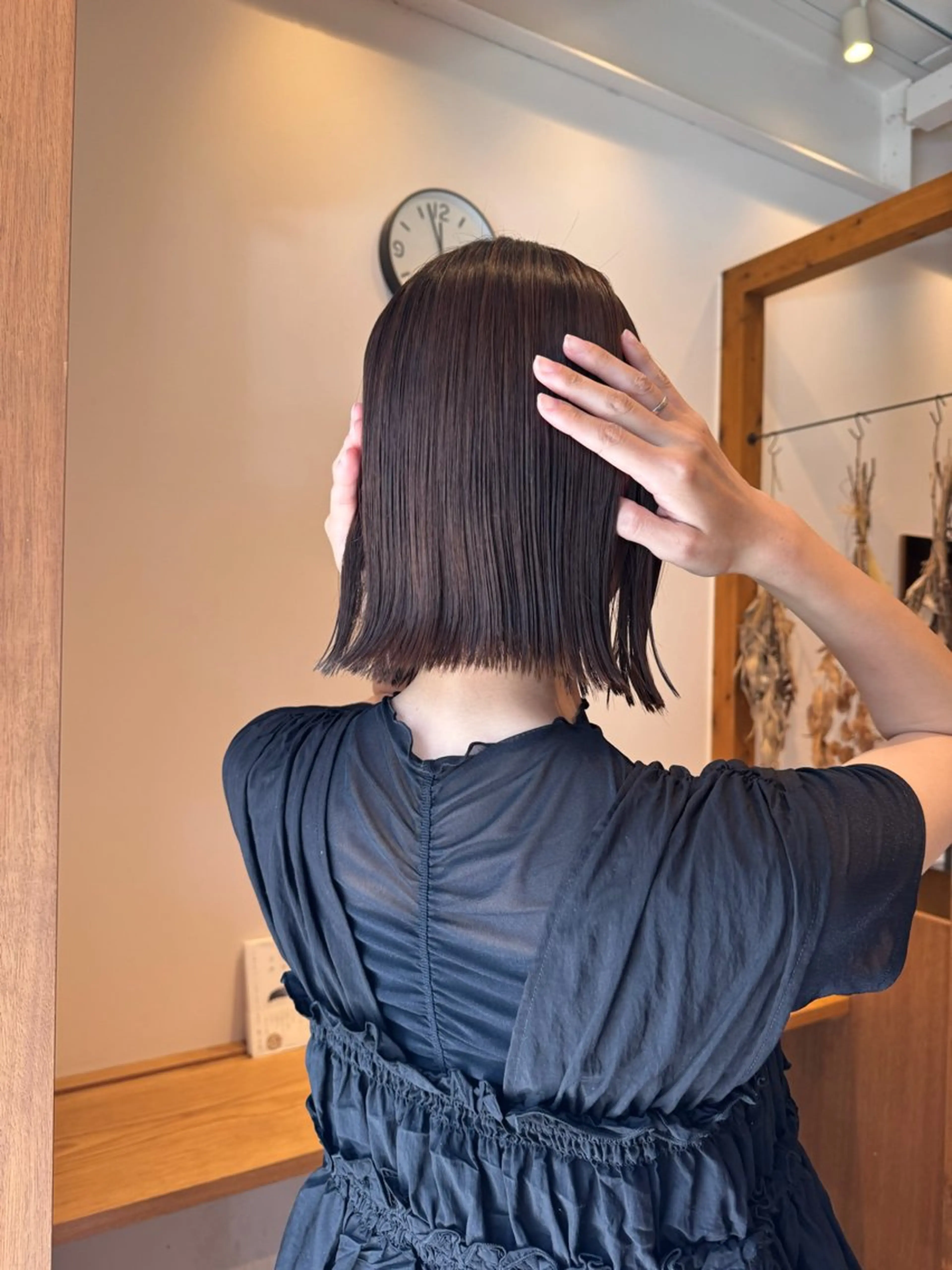 パーマ 切りっぱなしボブ ボブ 縮毛矯正 ENIF　大島 芽生のヘアスタイル