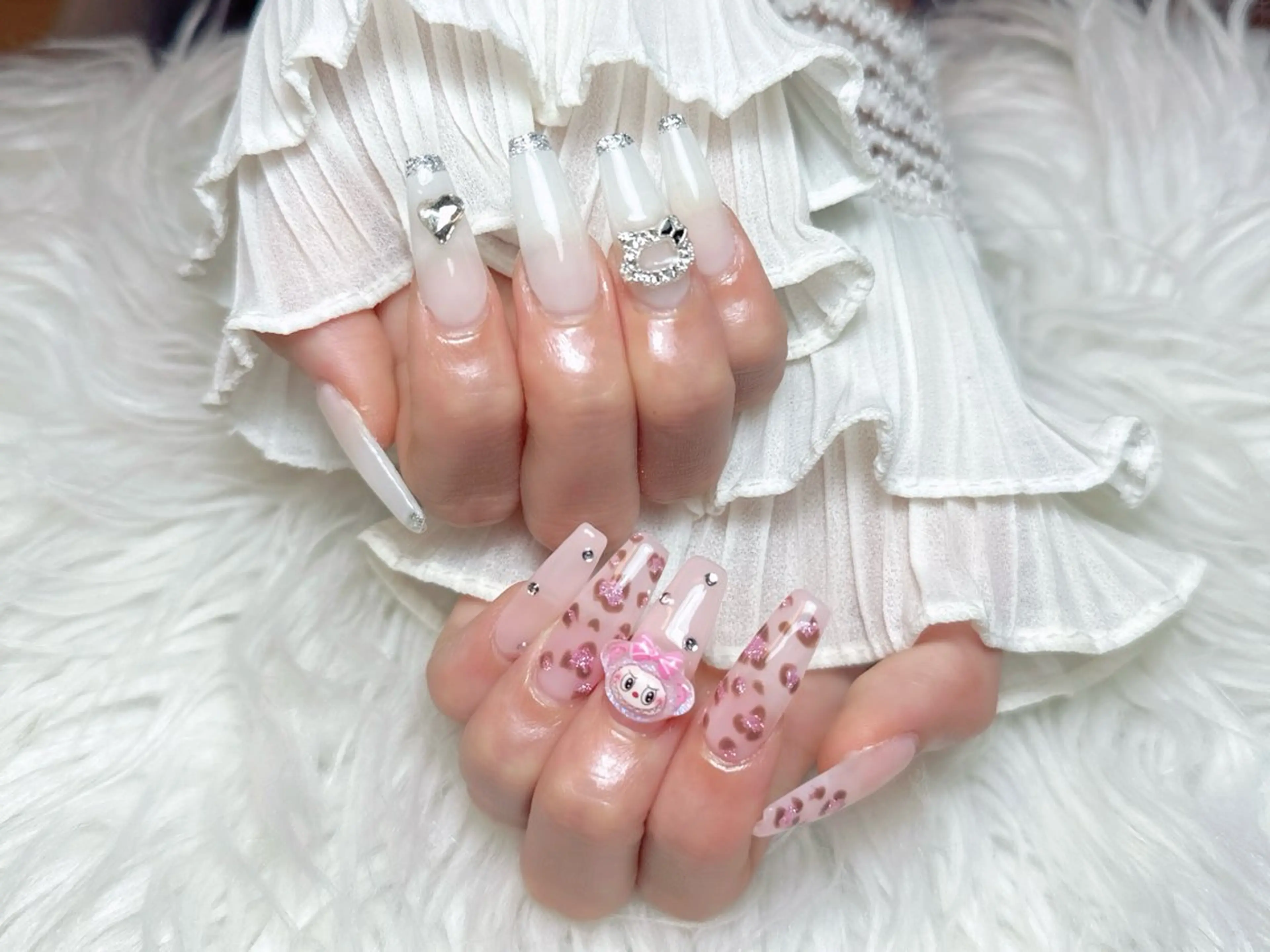 ネイル ハンドネイル ☁️Yun nail KiKi☁️のネイルデザイン