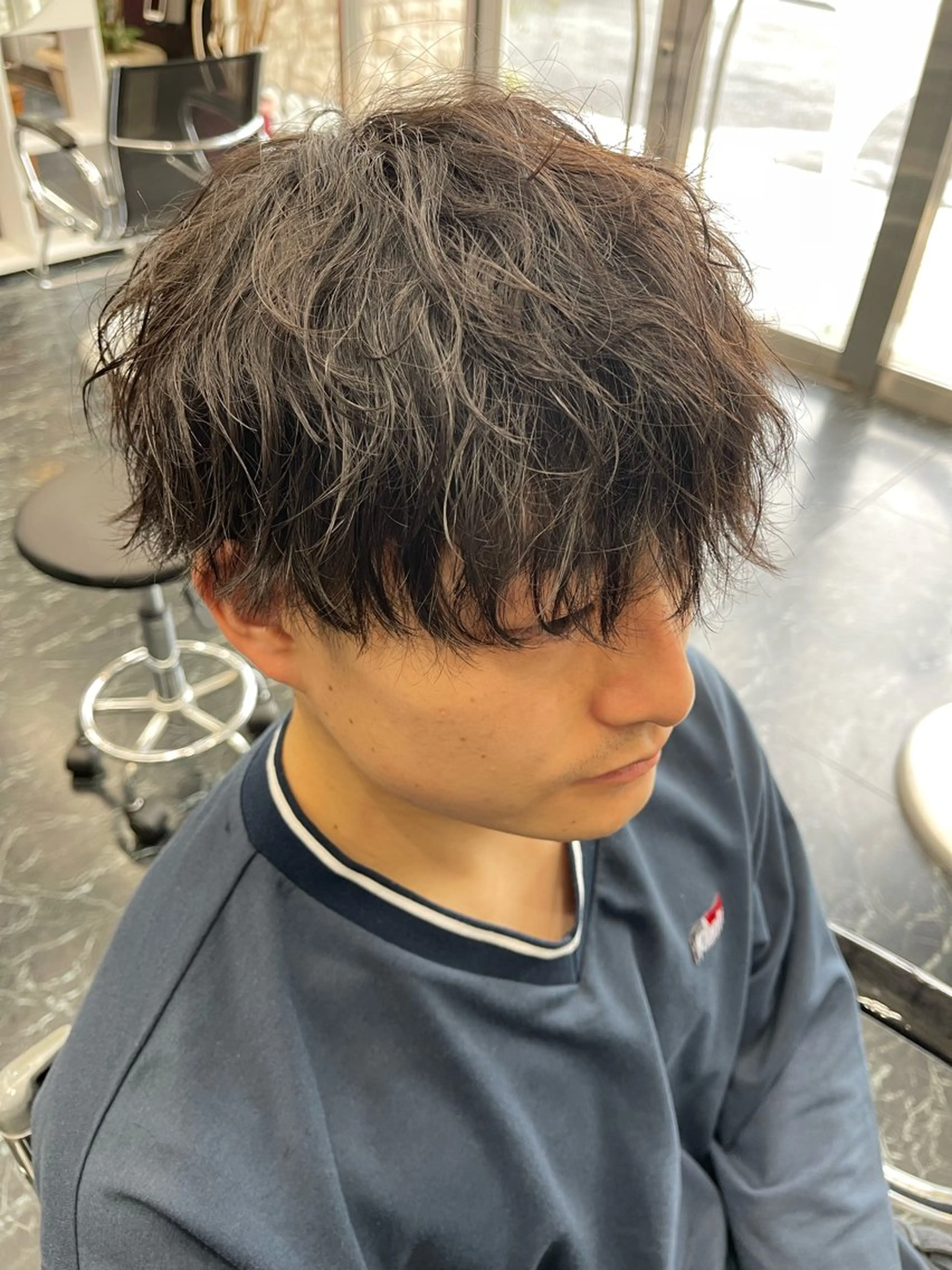 ミディアム パーマ メンズ ミディアムパーマ マッシュ メンズパーマ 波巻きパーマ カット パーマ トリートメント beautystadium529所属・高橋 裕利のヘアスタイル