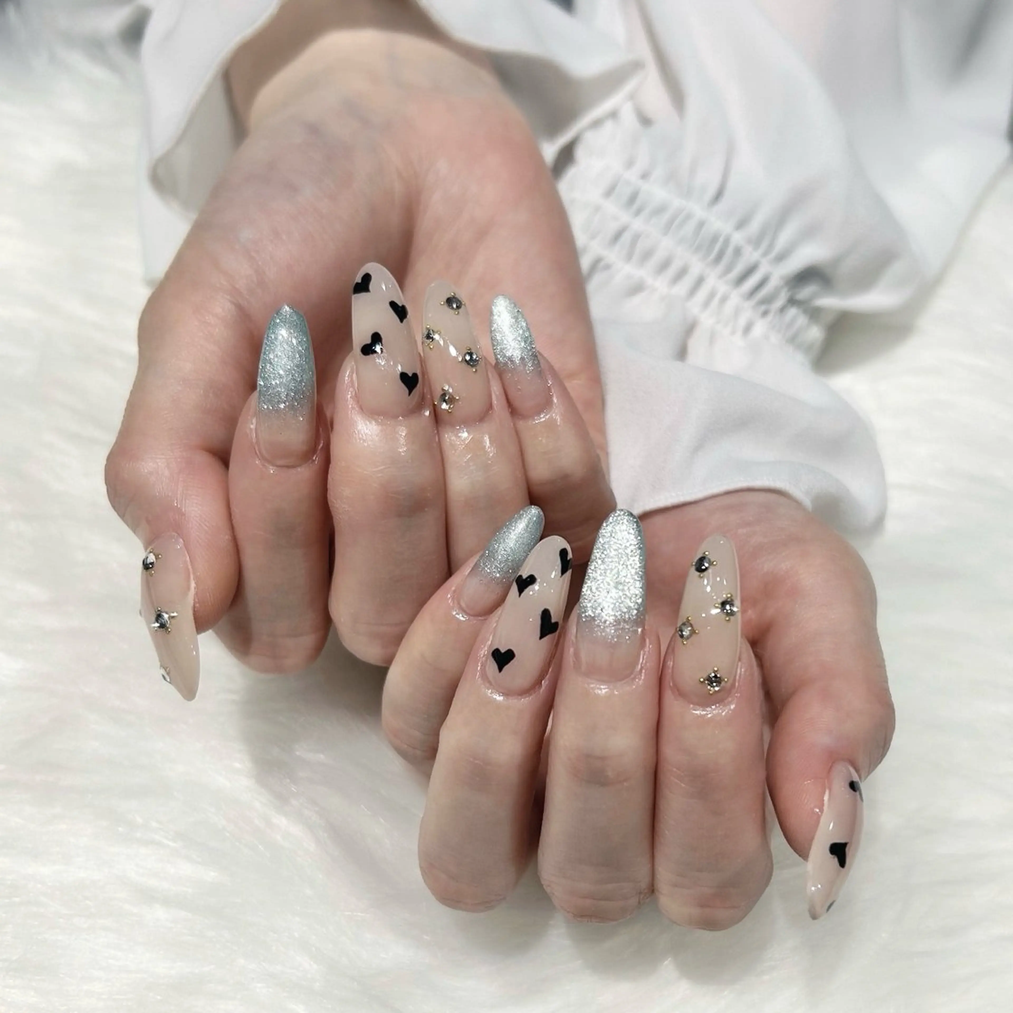 ネイル グラデーション ハート キラキラネイル ロングネイル マグネットネイル Keli Nailのネイルデザイン