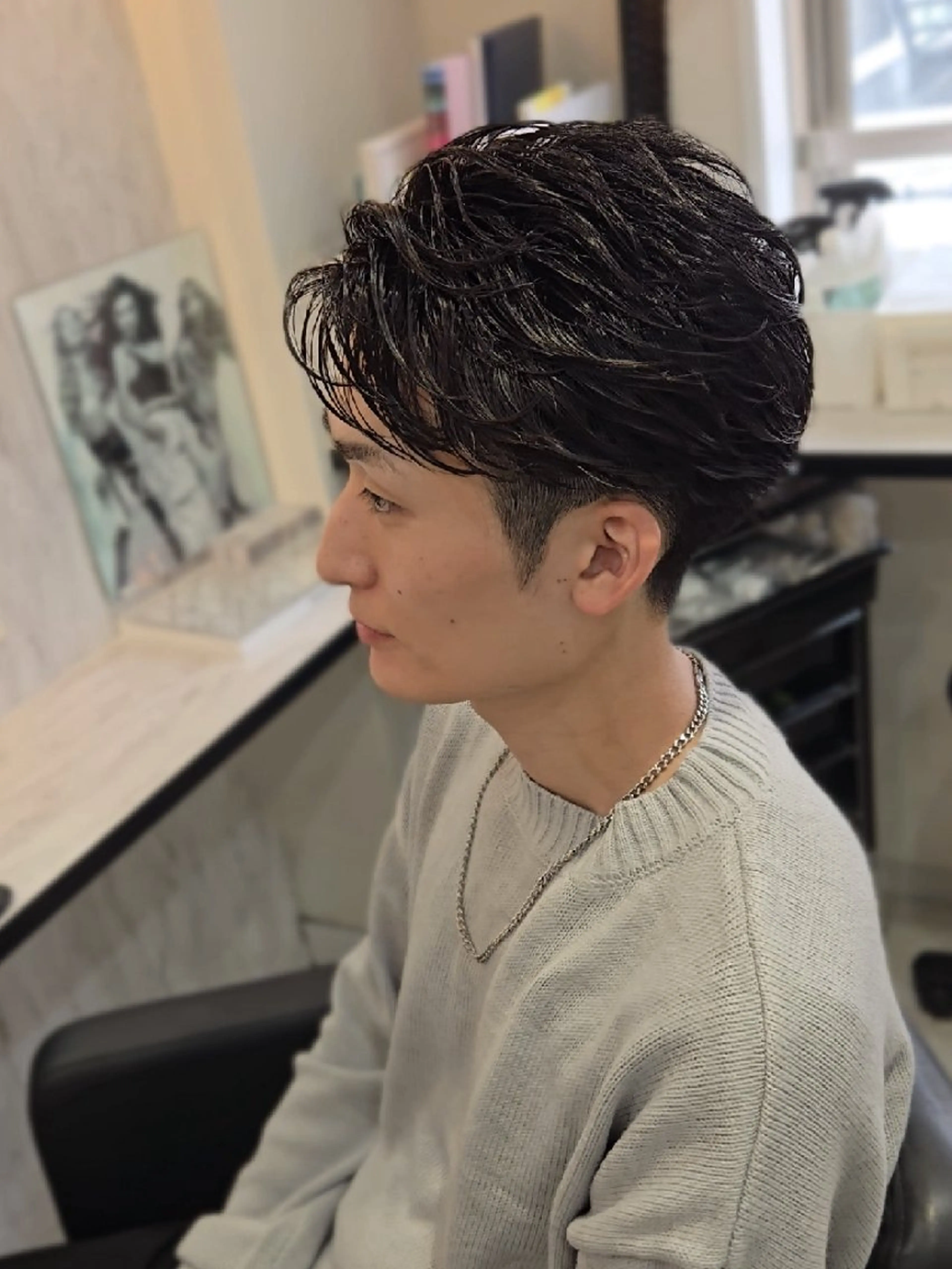 メンズ パーマ ミディアム ミディアムパーマ フェザーパーマ メンズパーマ カット パーマ ヘアセット Lapis 名古屋駅前店所属・LEN名古屋/パーマ メンズ特化美容師のヘアスタイル