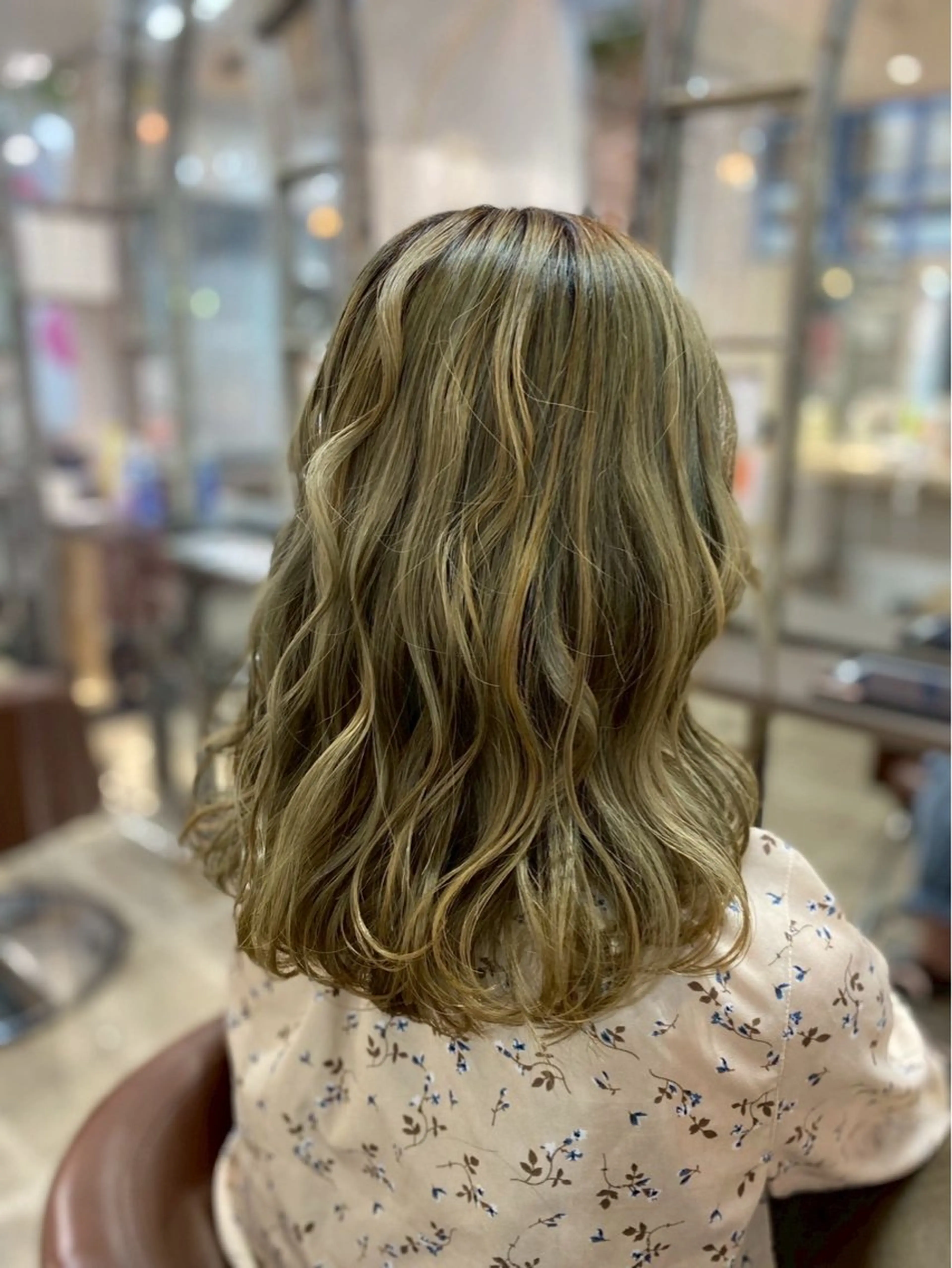 セミロング カット レディースカット 無料🎀ジュリのヘアスタイル