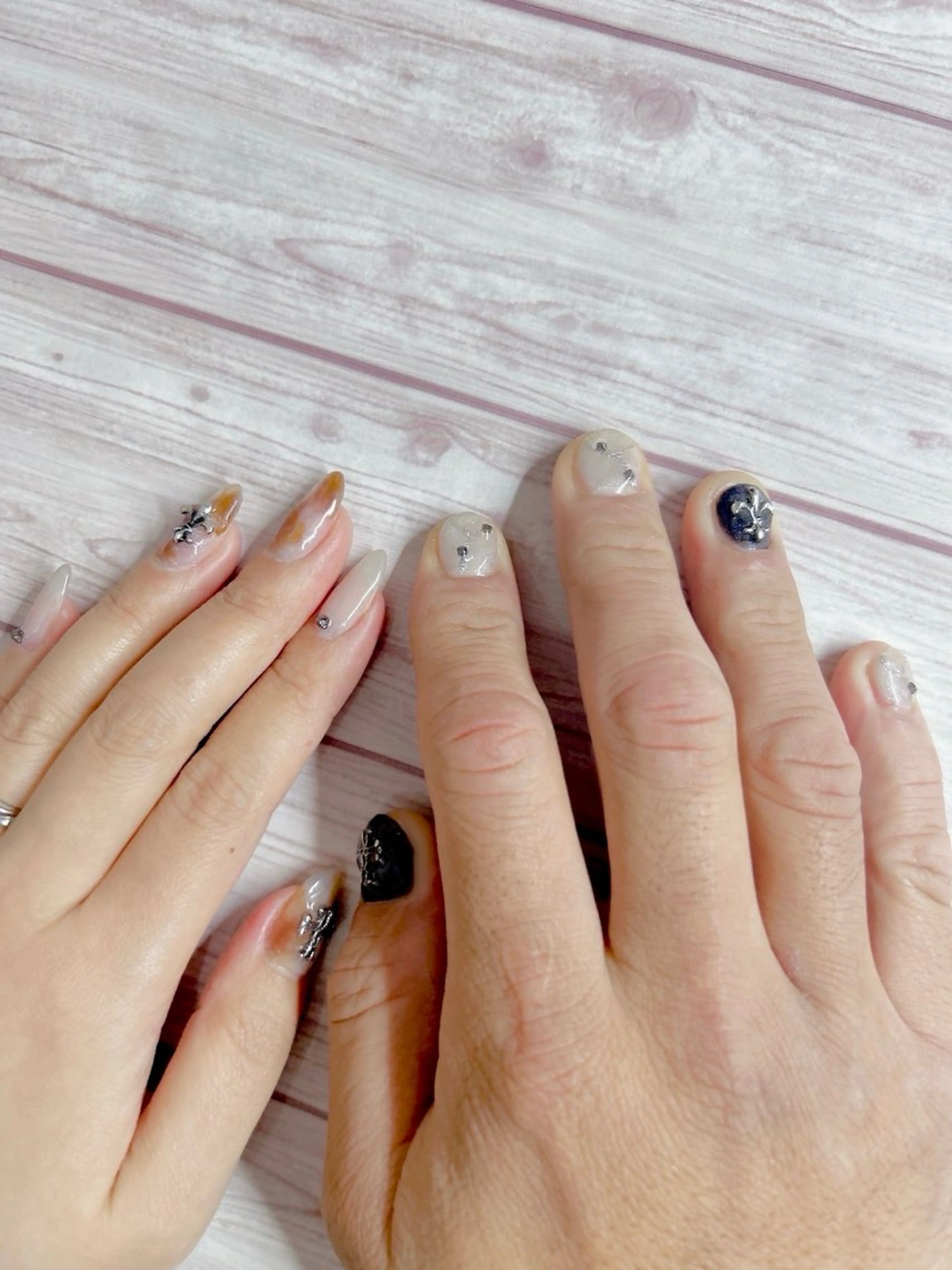 ネイル おそろいネイル メンズネイル MYu Beauty Salon YURIのネイルデザイン