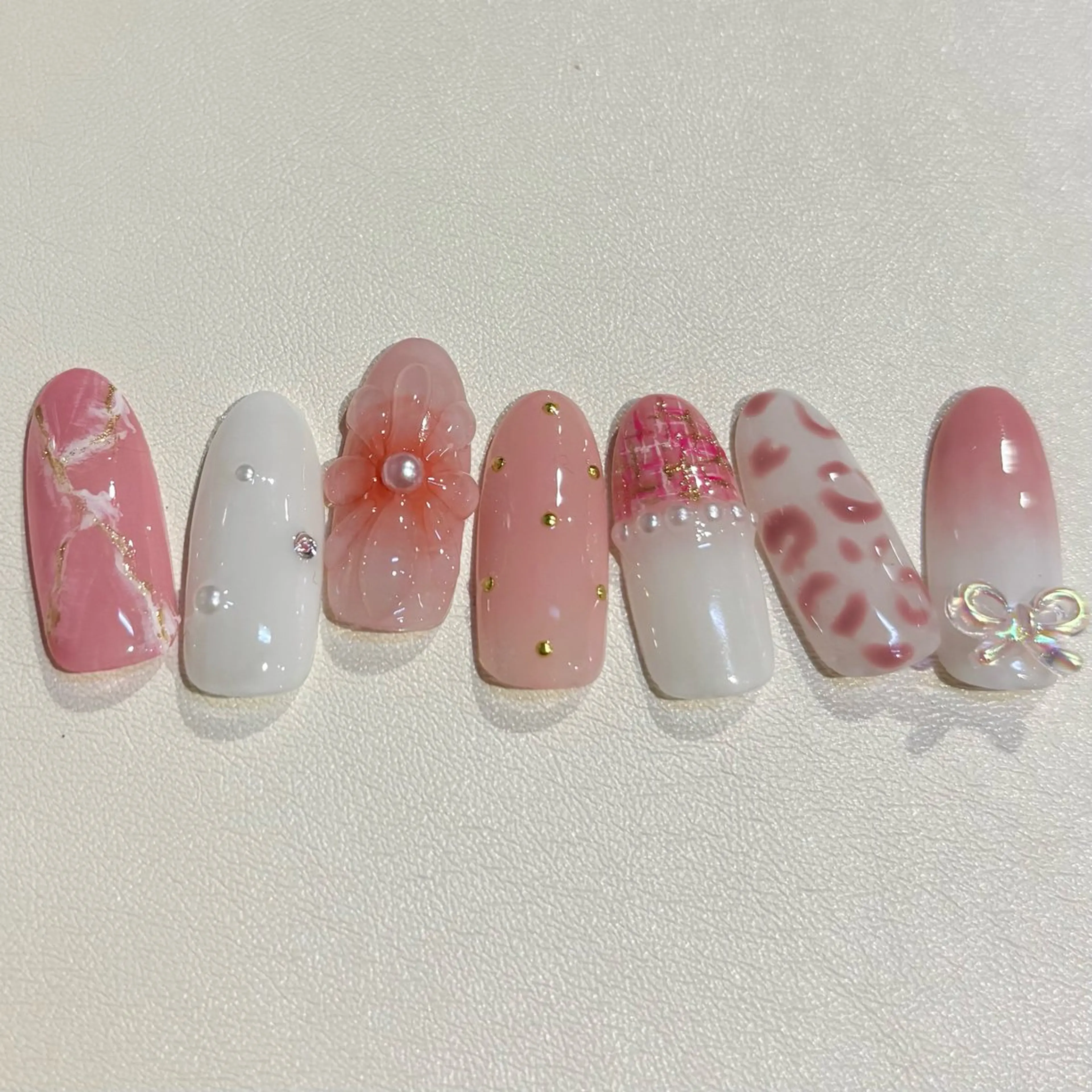 ネイル AKANE 🧴のネイルデザイン