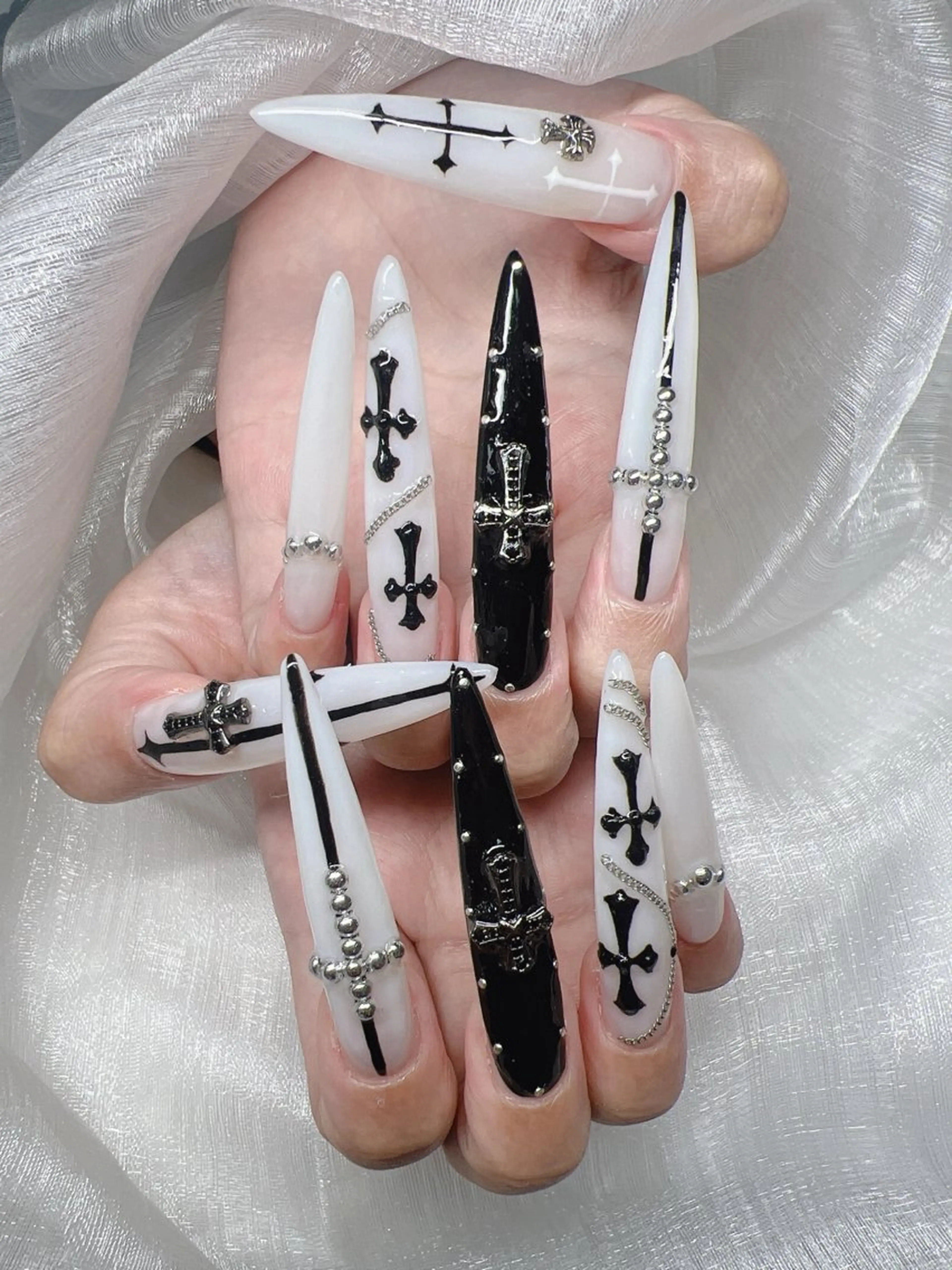 ネイル 長さ出し グラデーション キラキラネイル マグネットネイル ニュアンスネイル ハンドネイル Lee Nails チップ長さだし専門店のネイルデザイン