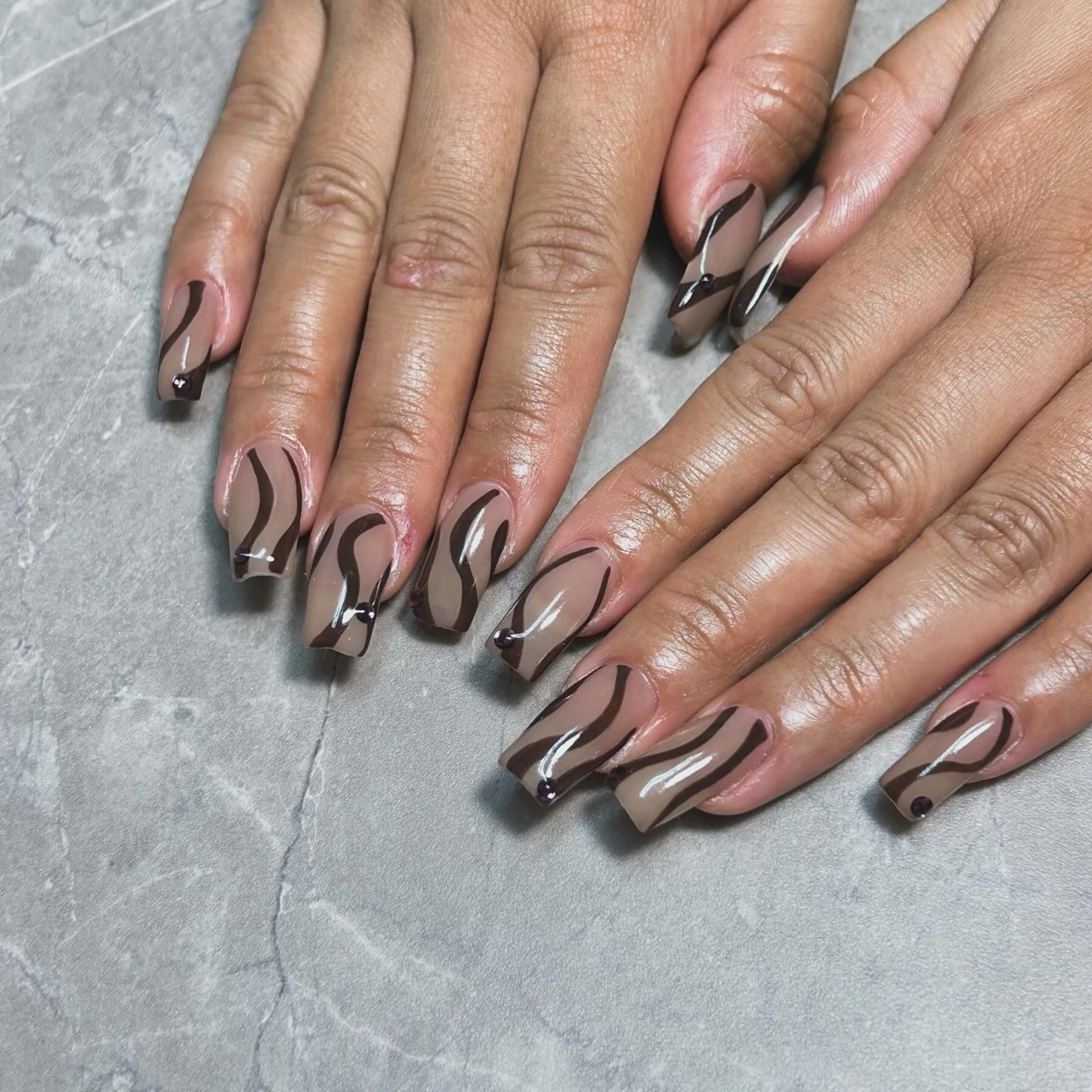ネイル 長さ出し ニュアンスネイル スクエアネイル Lulea nail所属・Lulea nailのネイルデザイン