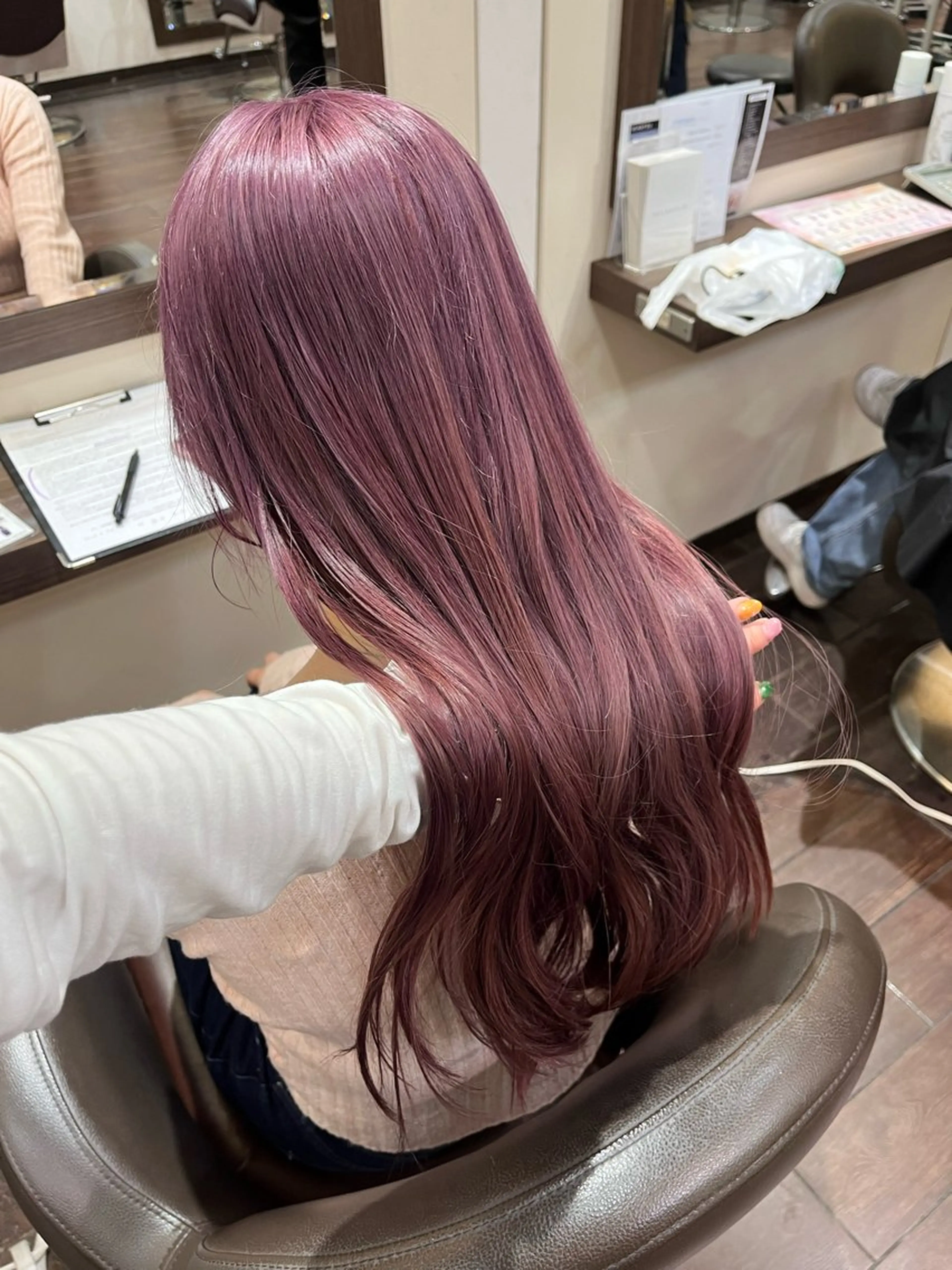ロング 酸性ストレート 🤍🎀honokaのヘアスタイル