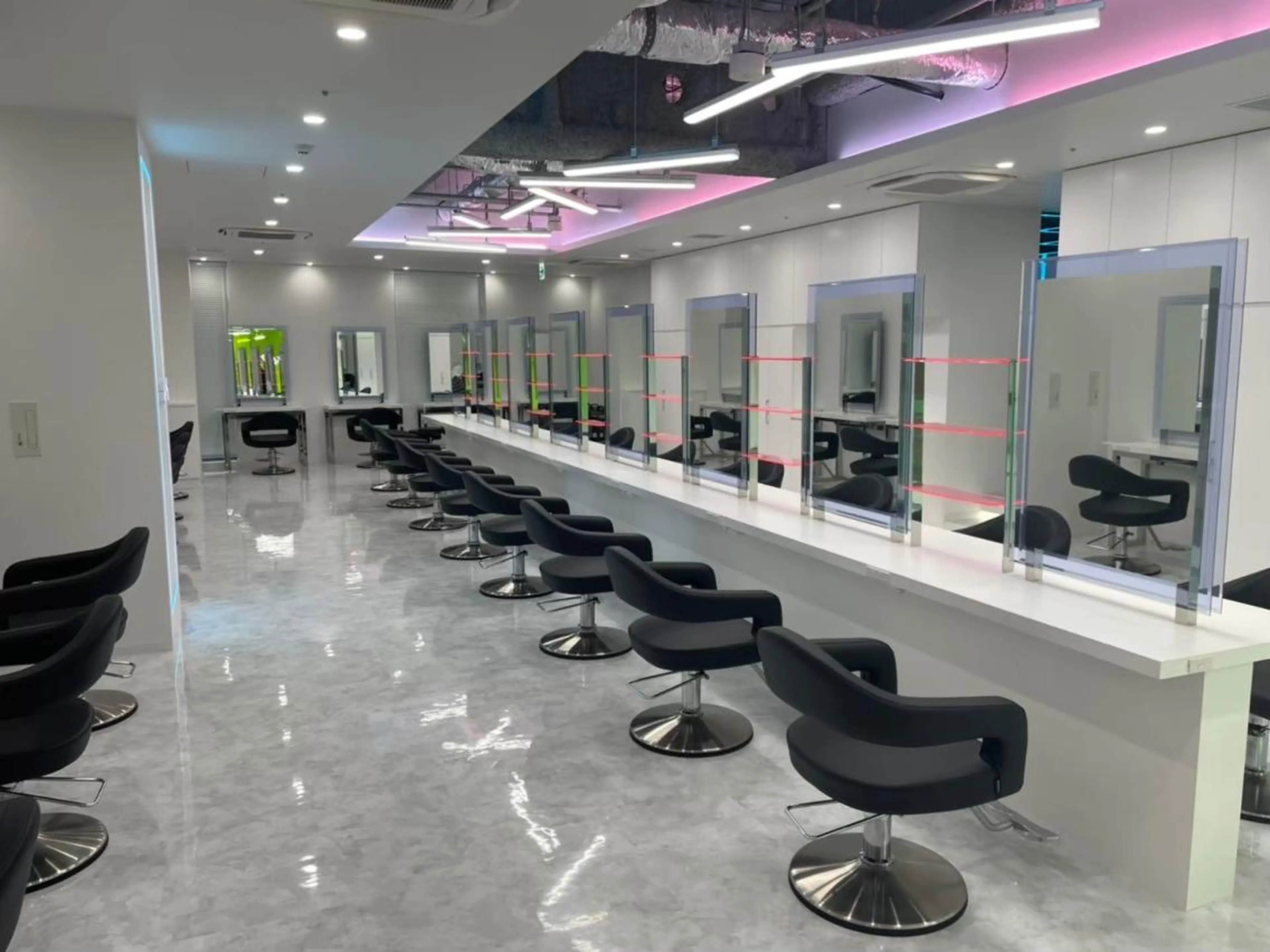 【公式】DISCO銀 座🪩トレンド🪽のヘアスタイル