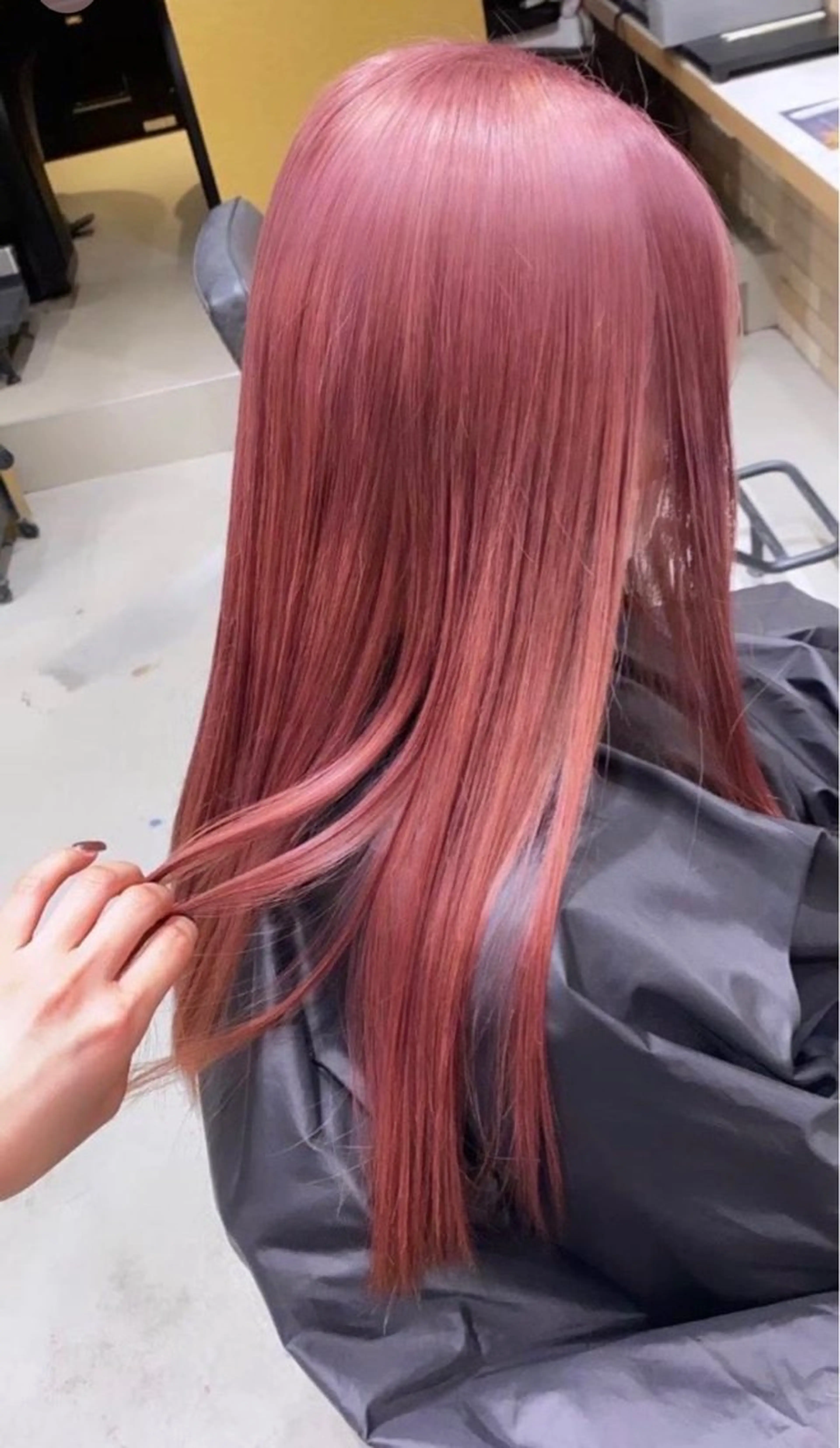 ロング カラー ハイトーンレイヤー 三鷹/nana🎀のヘアスタイル