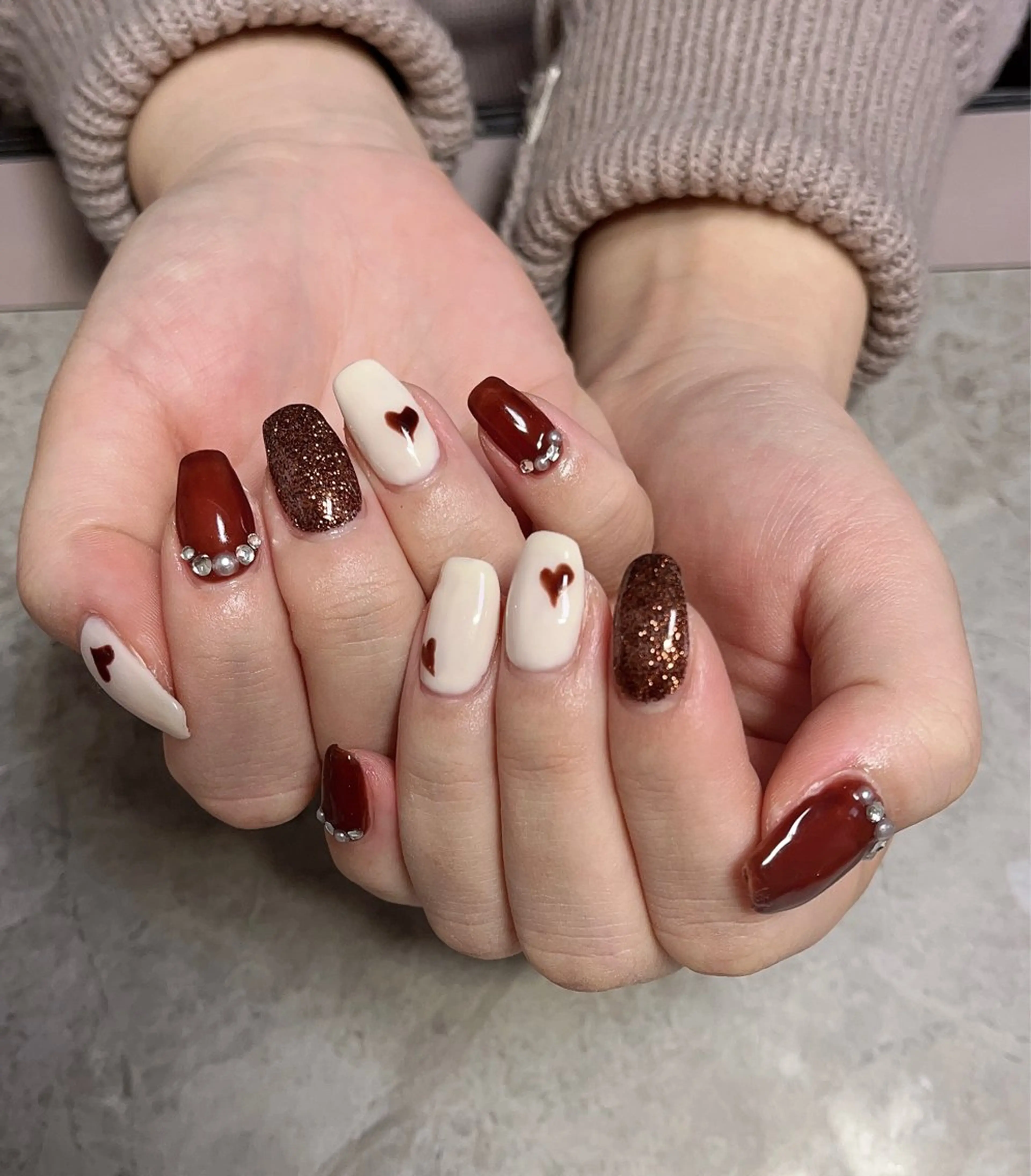 ネイル ジェルネイル ハンドネイル ハンドケア Felice所属・ベテランネイル cnc  nailのネイルデザイン