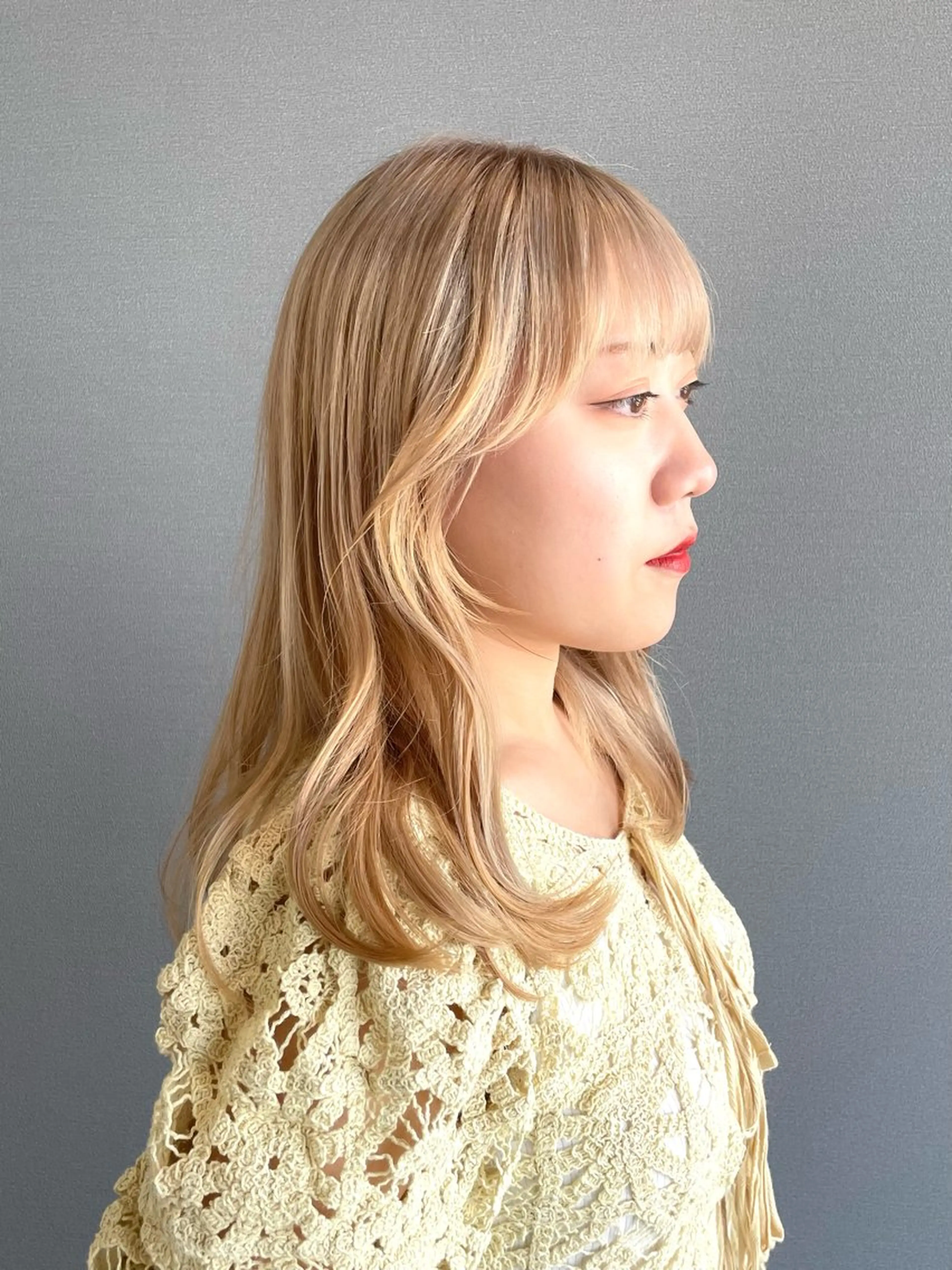 ロング カラー ブロンド ハイトーンカラー カット ヘアカラー トリートメント kitin  吉祥寺 山岸花のヘアスタイル