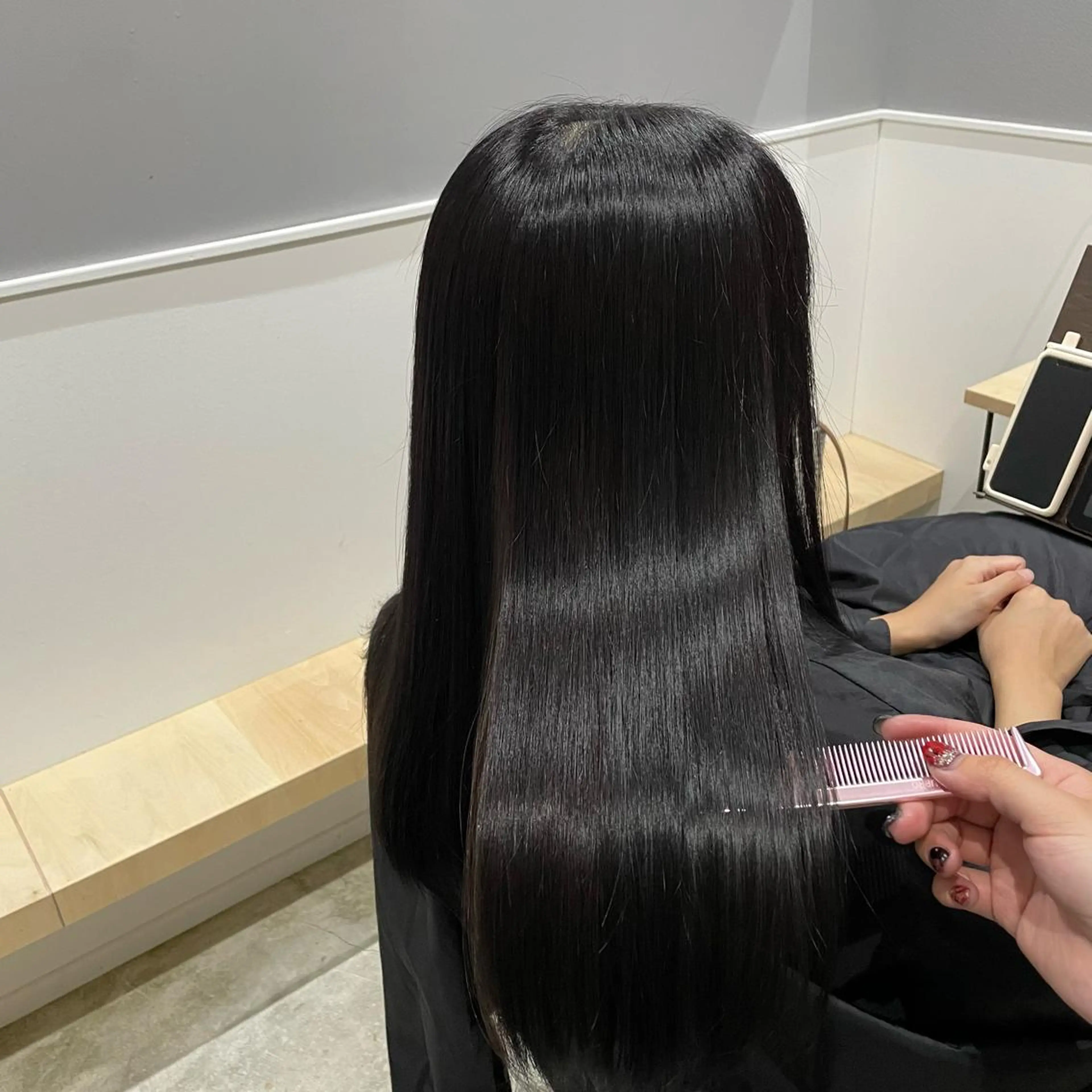 セミロング カラー miloc那覇 MIKUのヘアスタイル