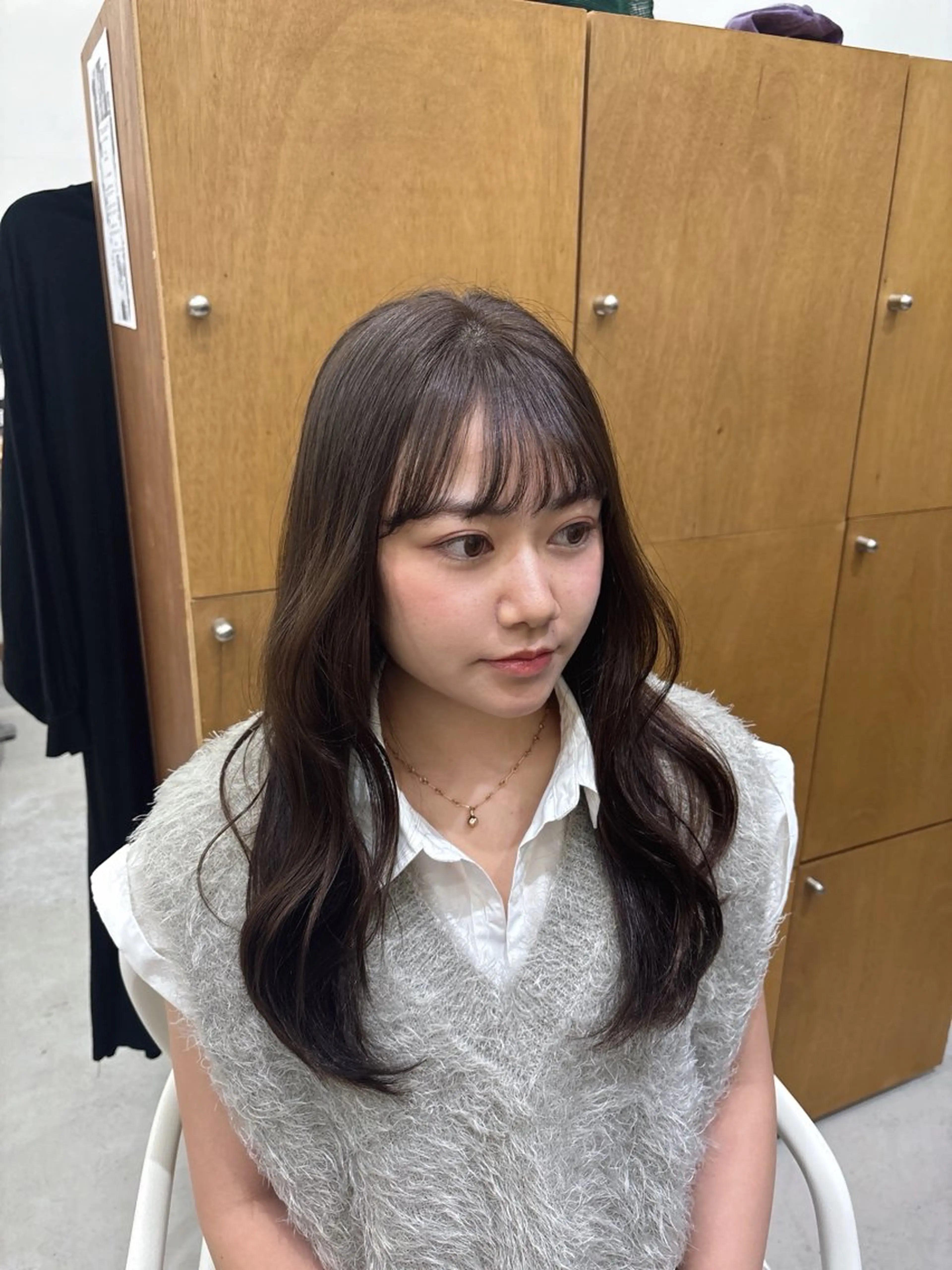セミロング 秦 桃花のヘアスタイル