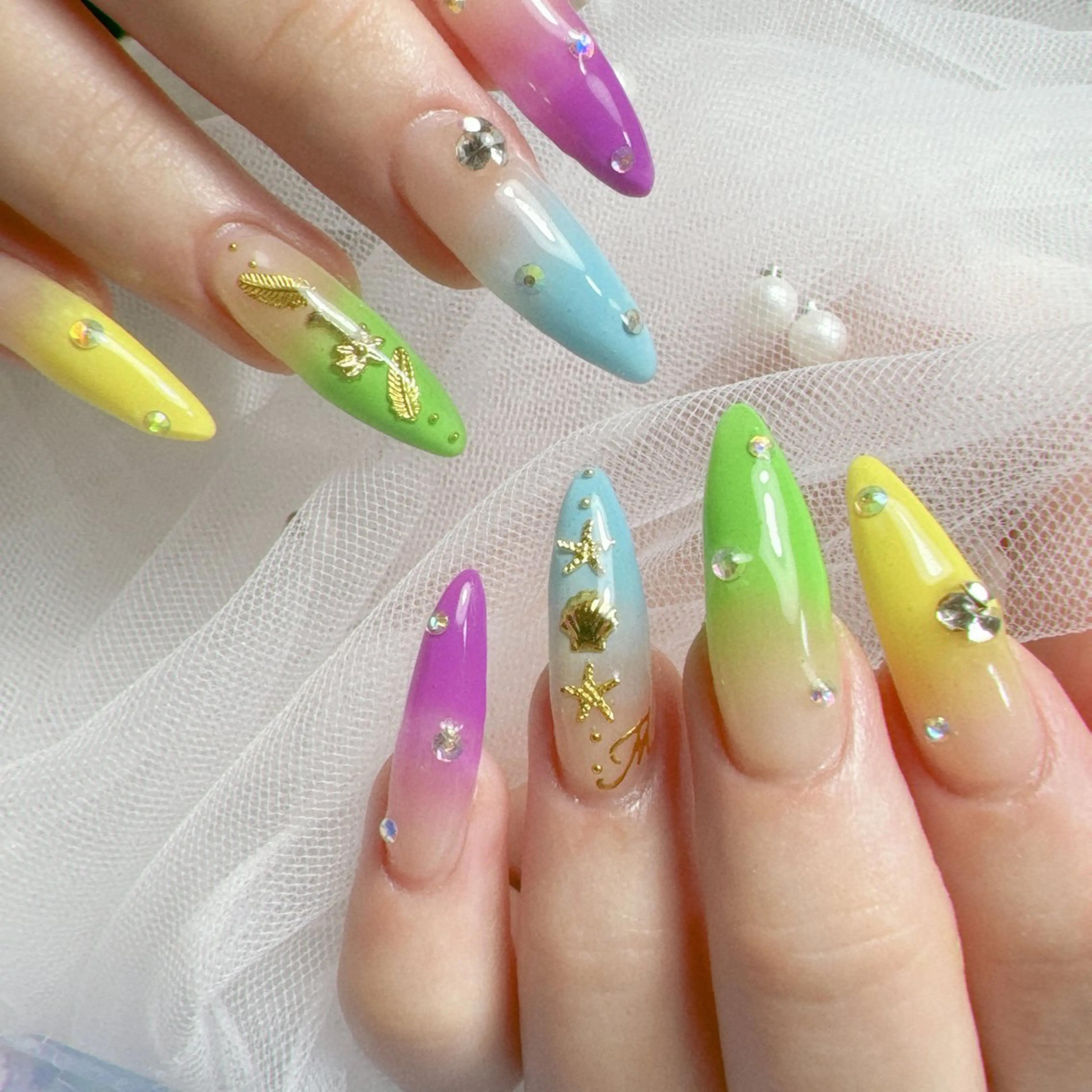 ネイル M. freenailのネイルデザイン