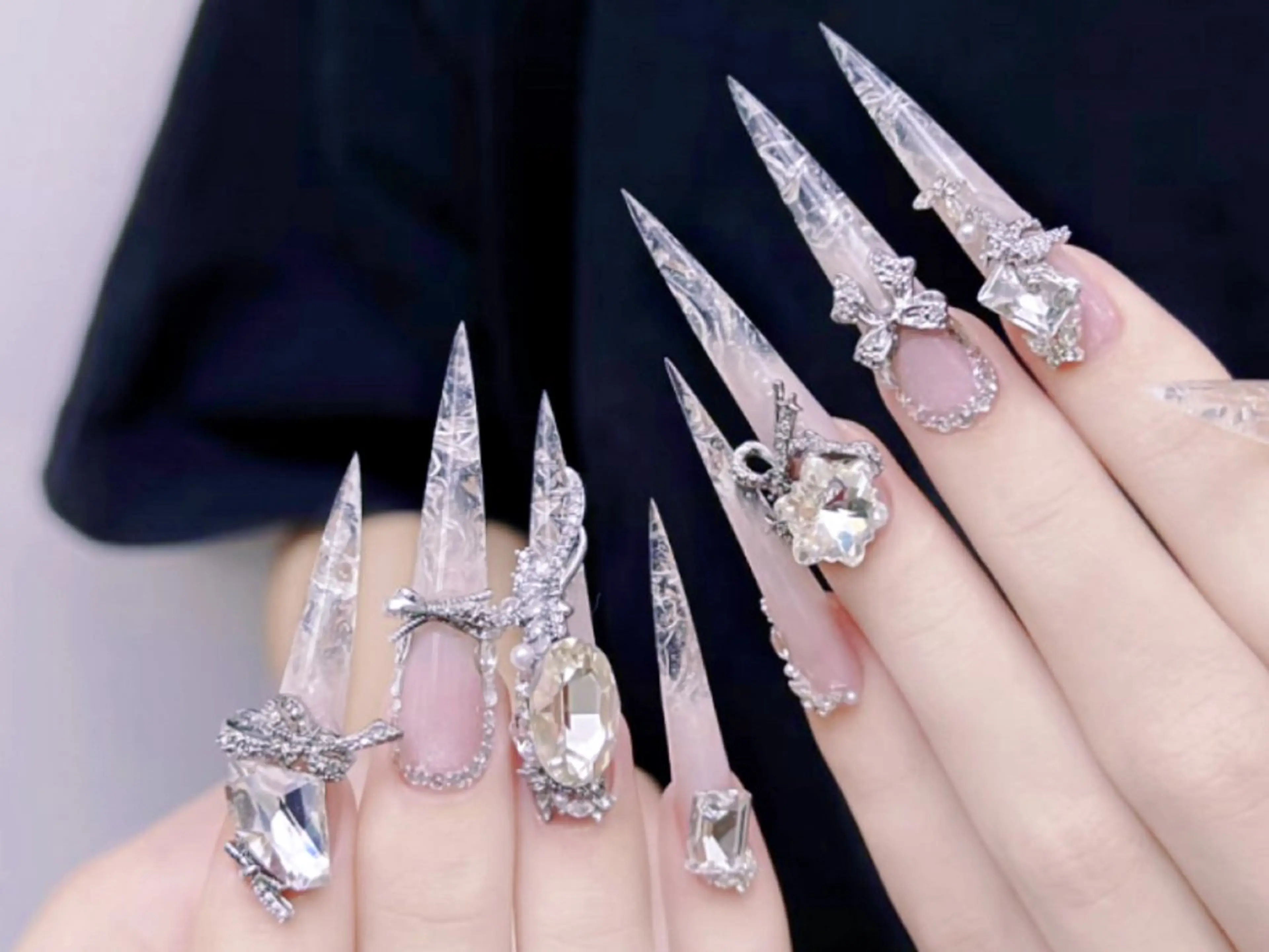 ネイル オーロラネイル チークネイル 長さ出し フットネイル フレンチネイル ハンドネイル AND Nail 長さだし専門新宿店のネイルデザイン