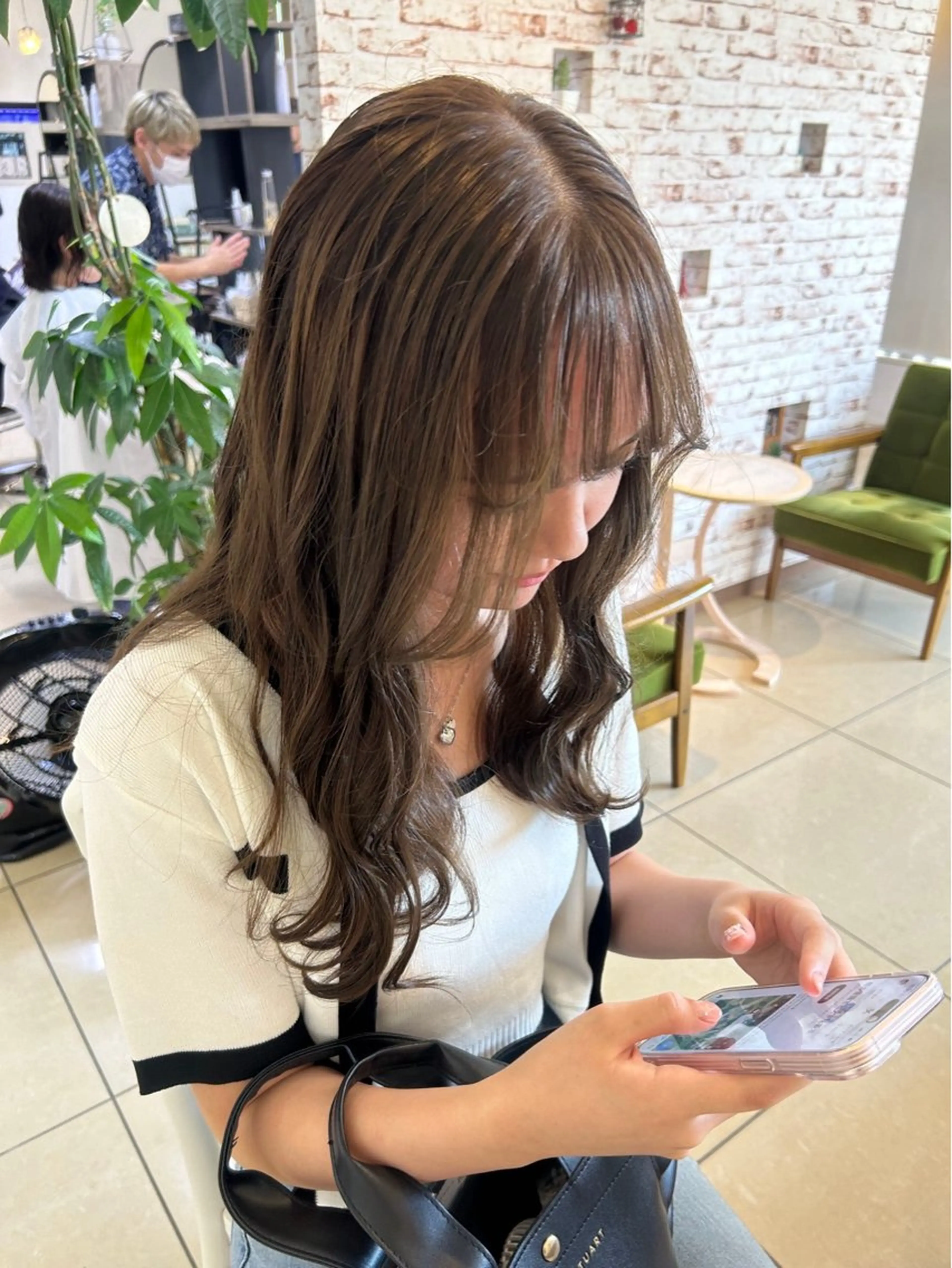 ちゅるちゅる透明感カラーと艶トリートメント.⋆𝜗𝜚🫧の写真