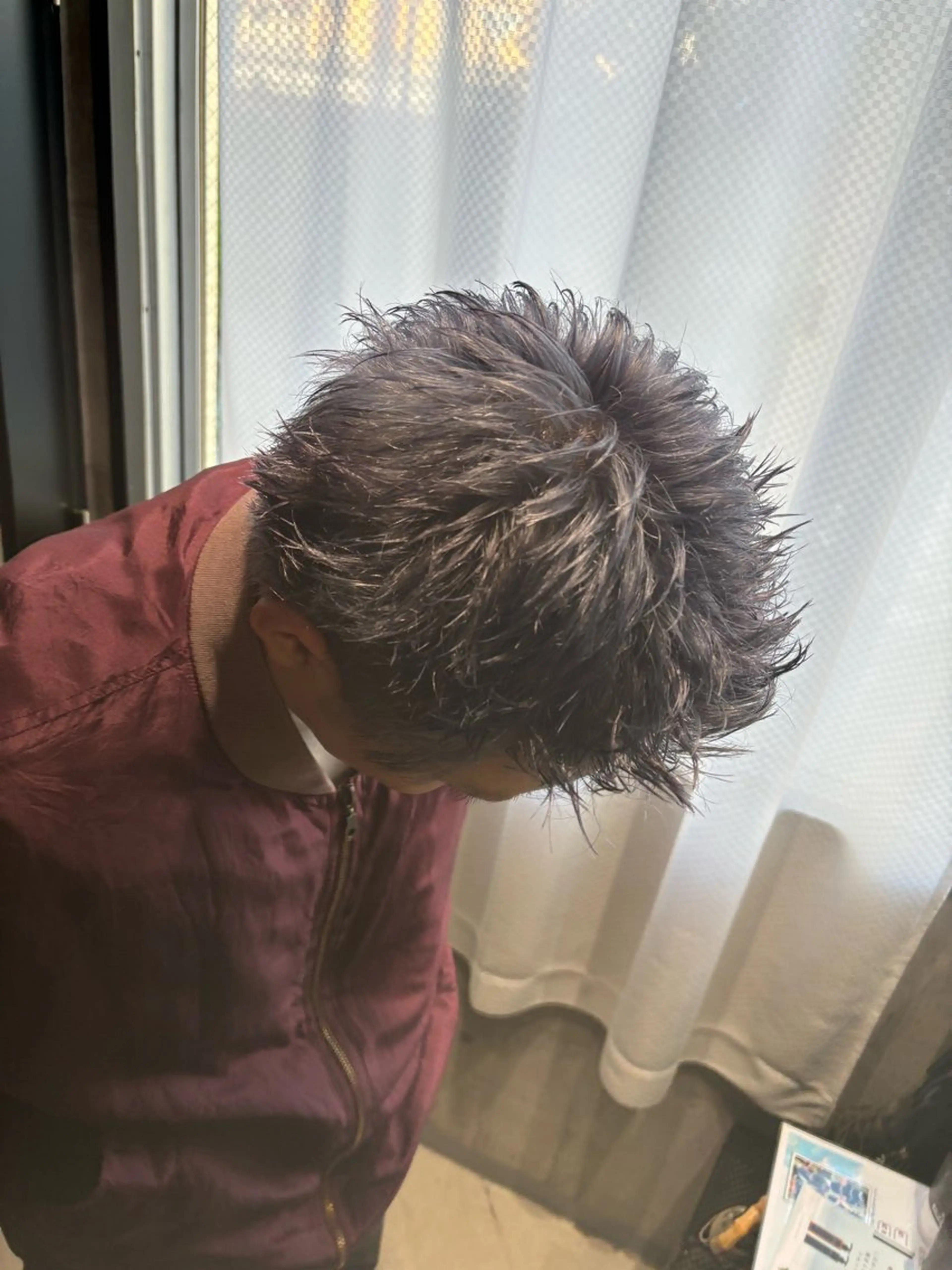 カラー メンズ ブルーカラー シルバー カット ヘアカラー トリートメント _white【京橋店】所属・_WHITE / KENTOのヘアスタイル