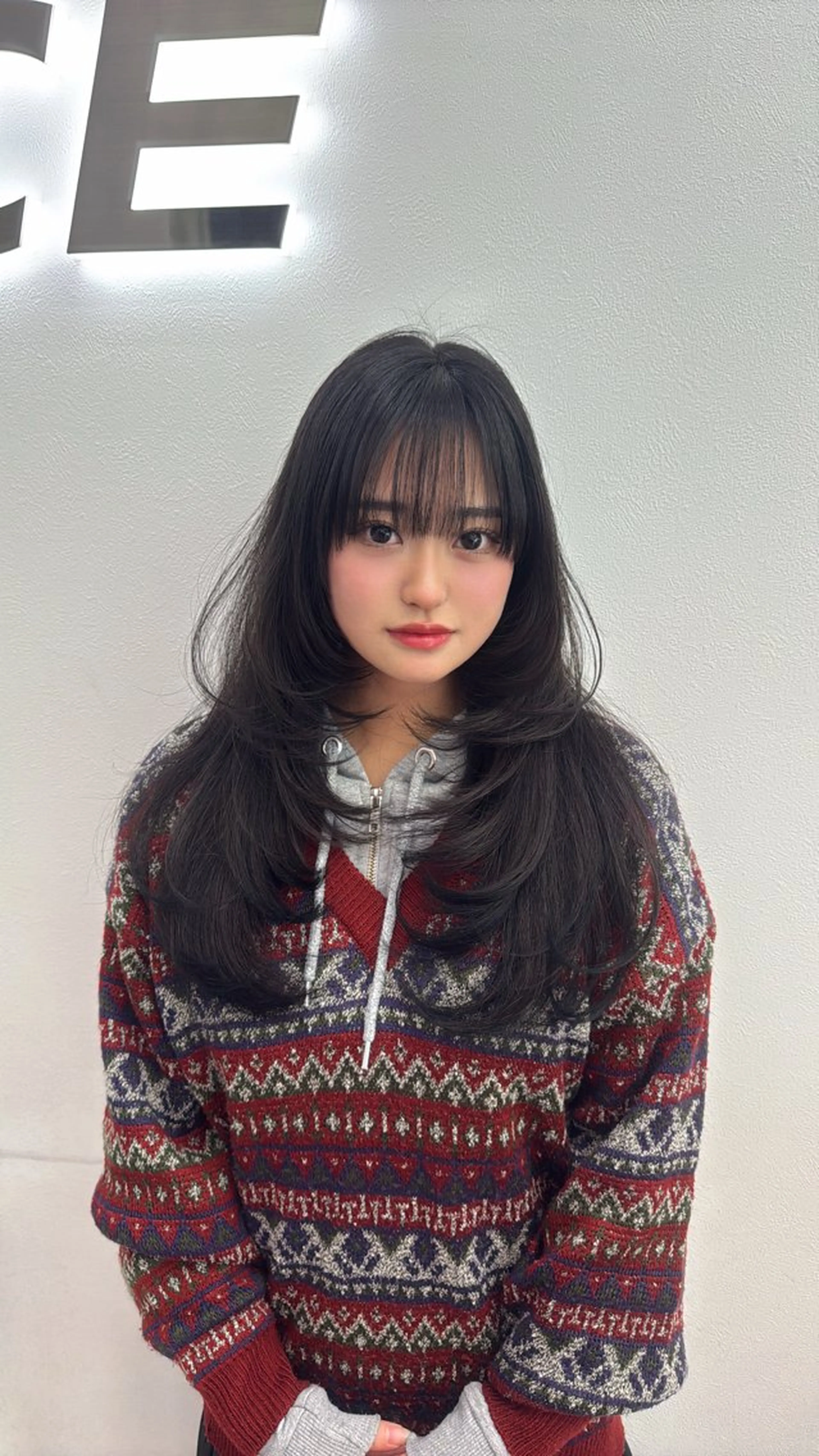 セミロング カラー カット ヘアカラー 🎀愛されgirly ヘア🫧Ayakaのヘアスタイル