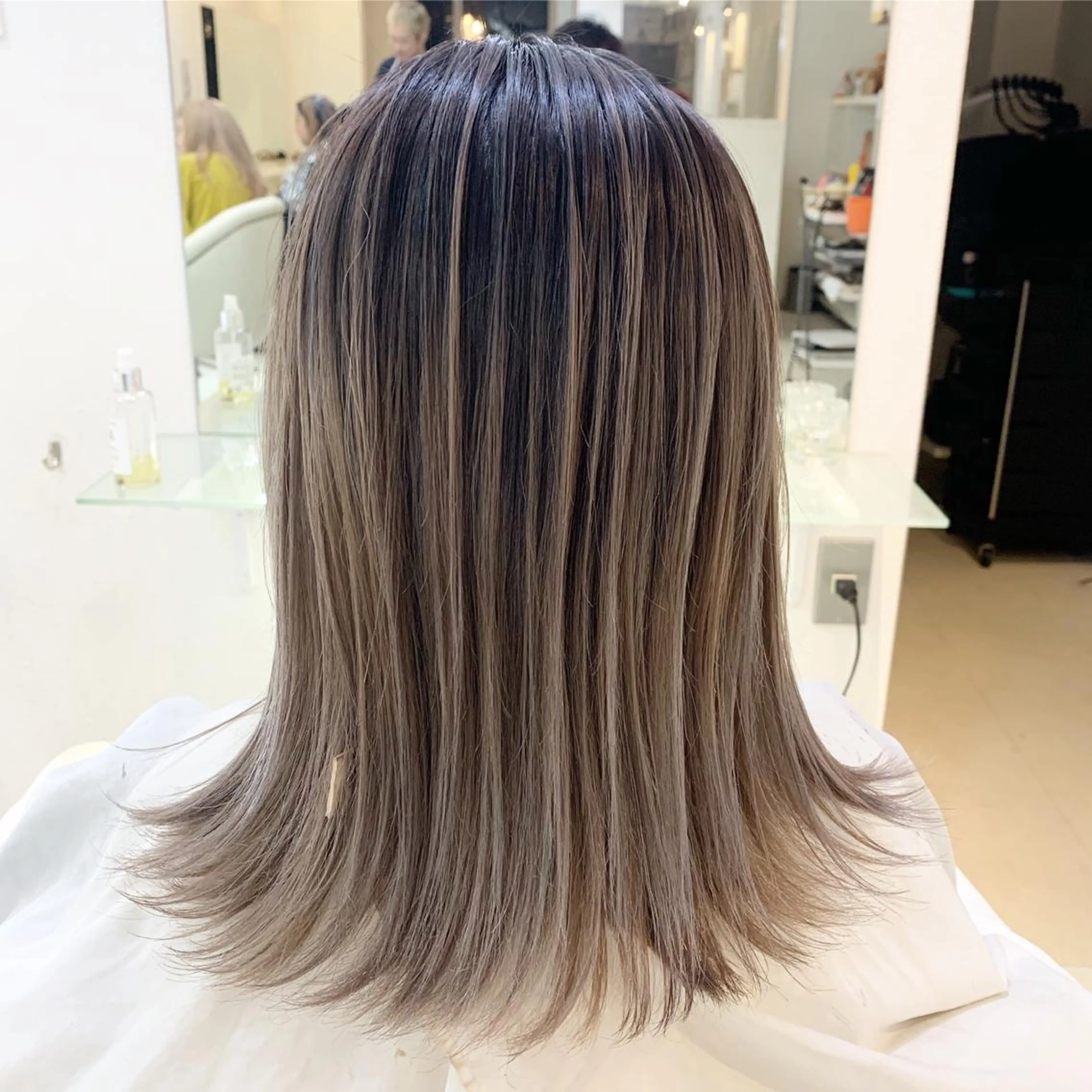 カラー ヘアカラー 渡辺 健太のヘアスタイル