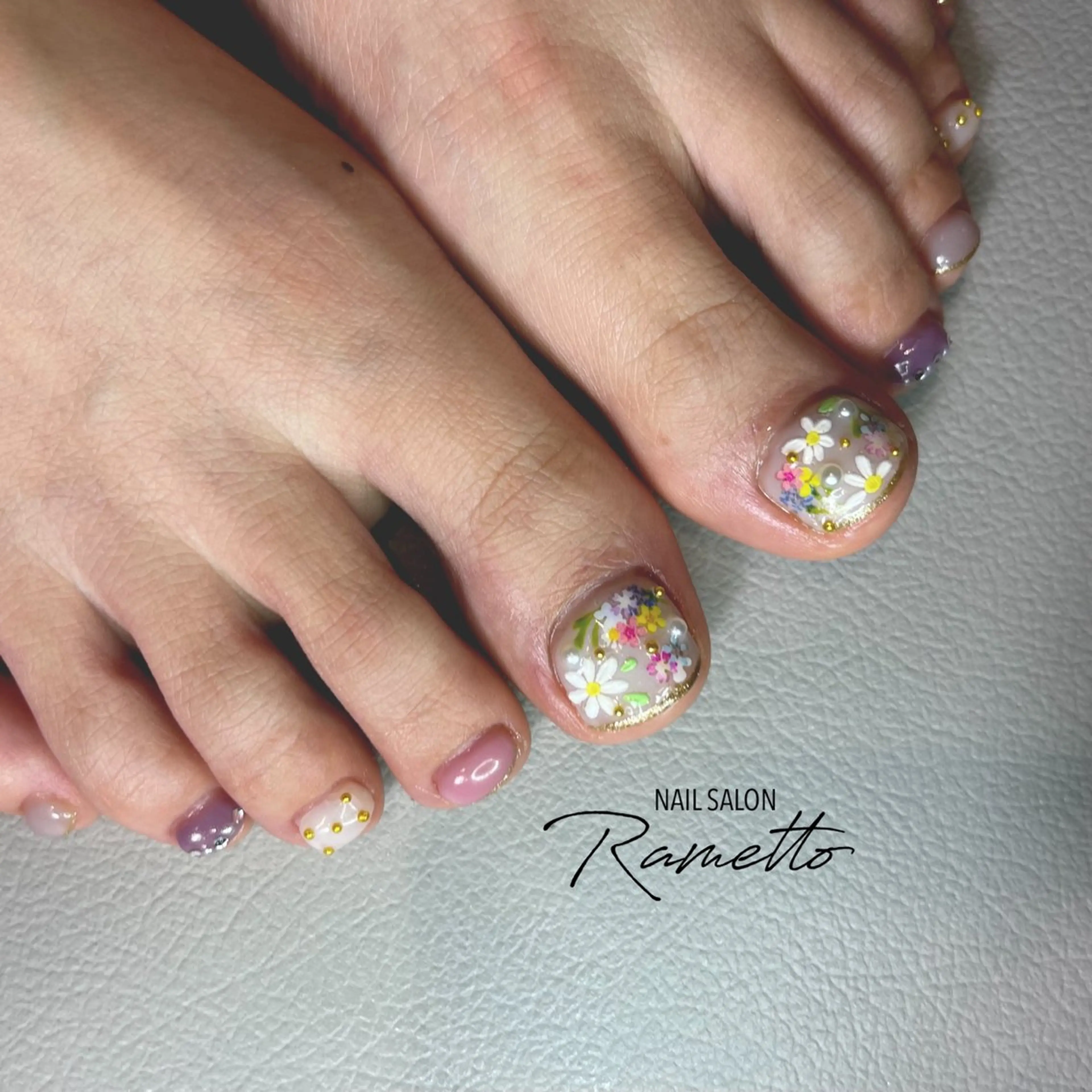 ネイル フットネイル NAILSALON Ramettoのネイルデザイン