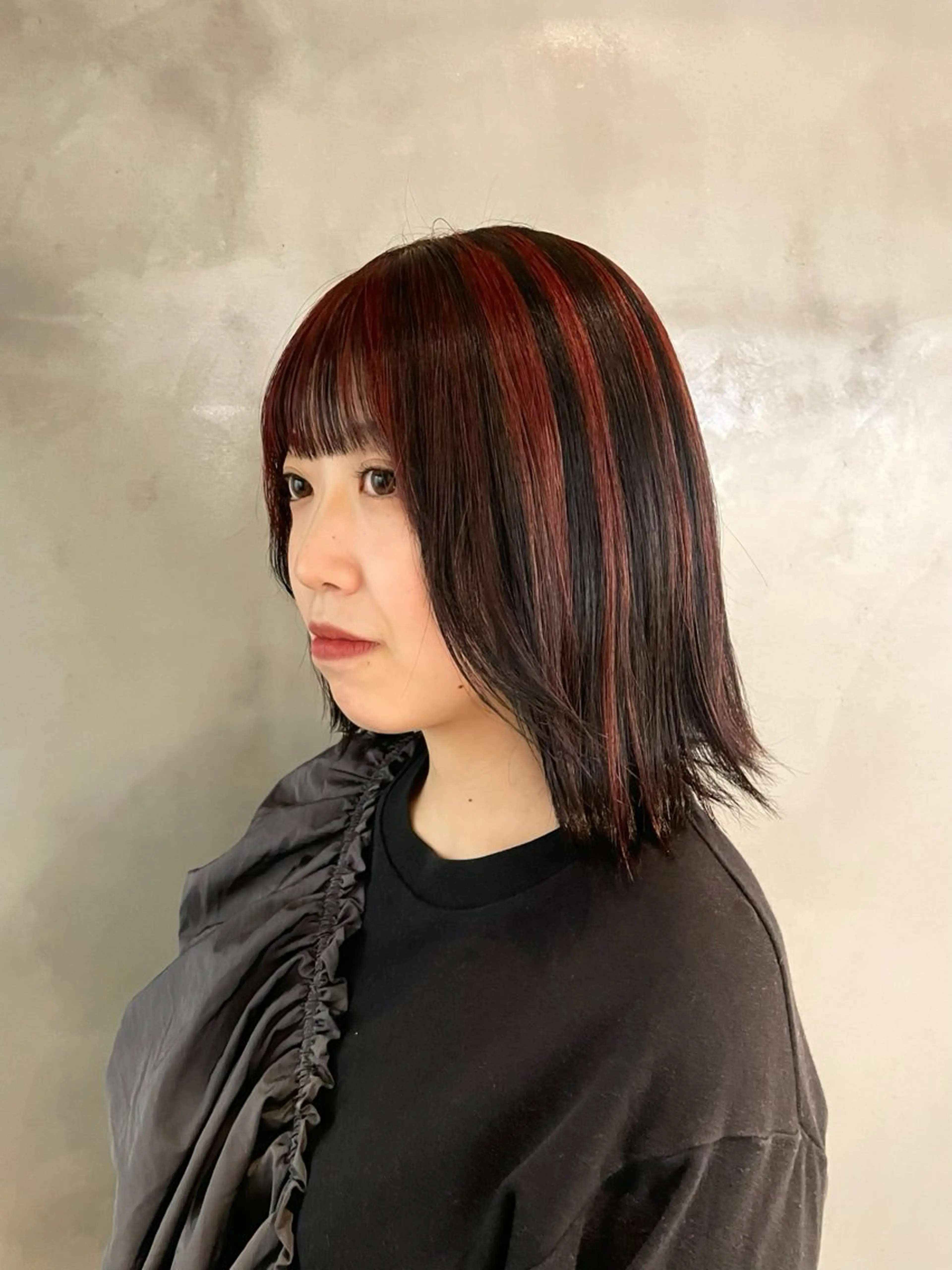 ミディアム カラー ハイライトカラー ハイライト ユウナ🎀レイヤー/ 暖色カラーのヘアスタイル