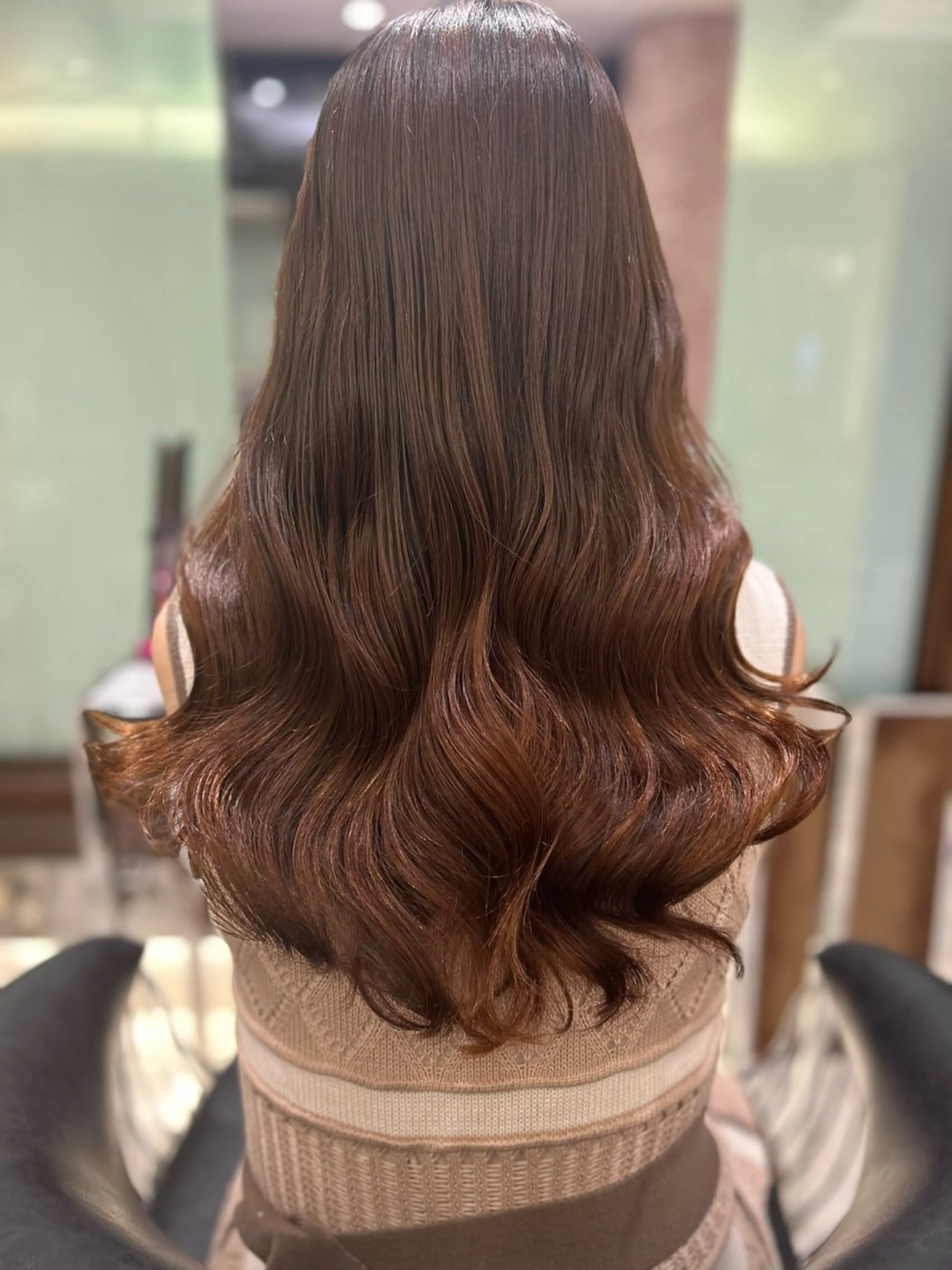 セミロング パーマ カット パーマ 垢抜けヘア 韓国ヘア銀座近下菜央のヘアスタイル