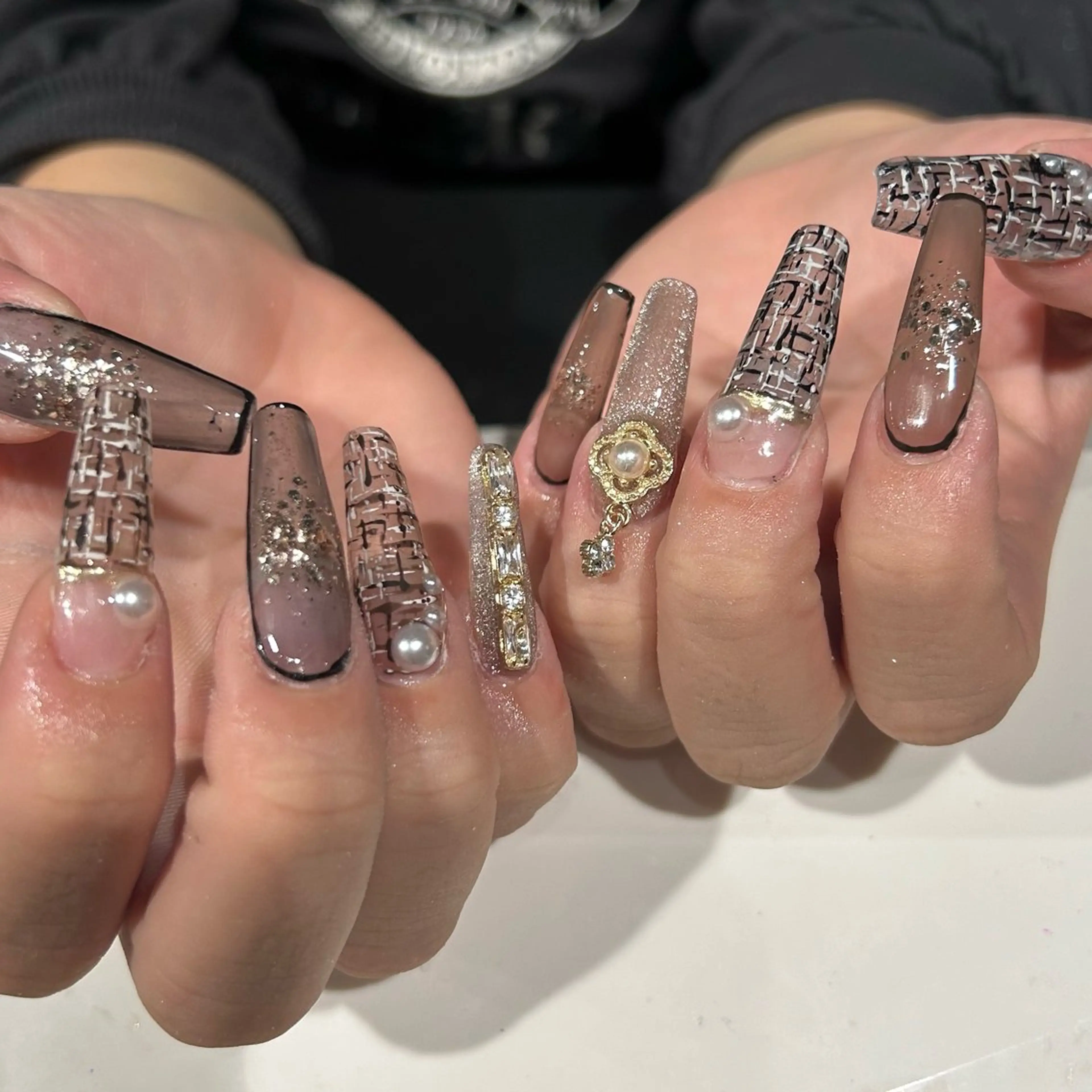 ネイル ハンドネイル MARUCHU SAE👽のネイルデザイン