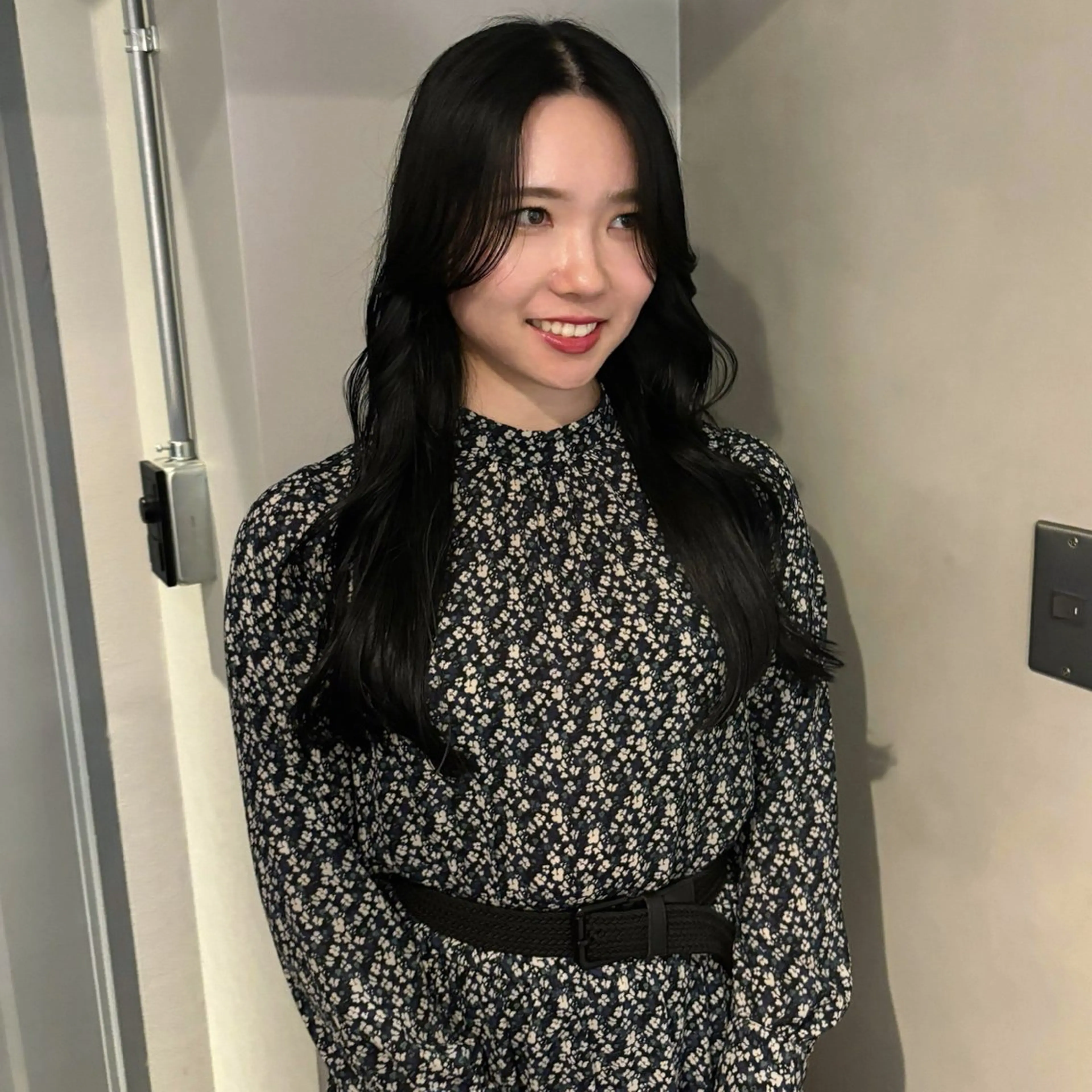 ロング 伊藤 愛里のヘアスタイル