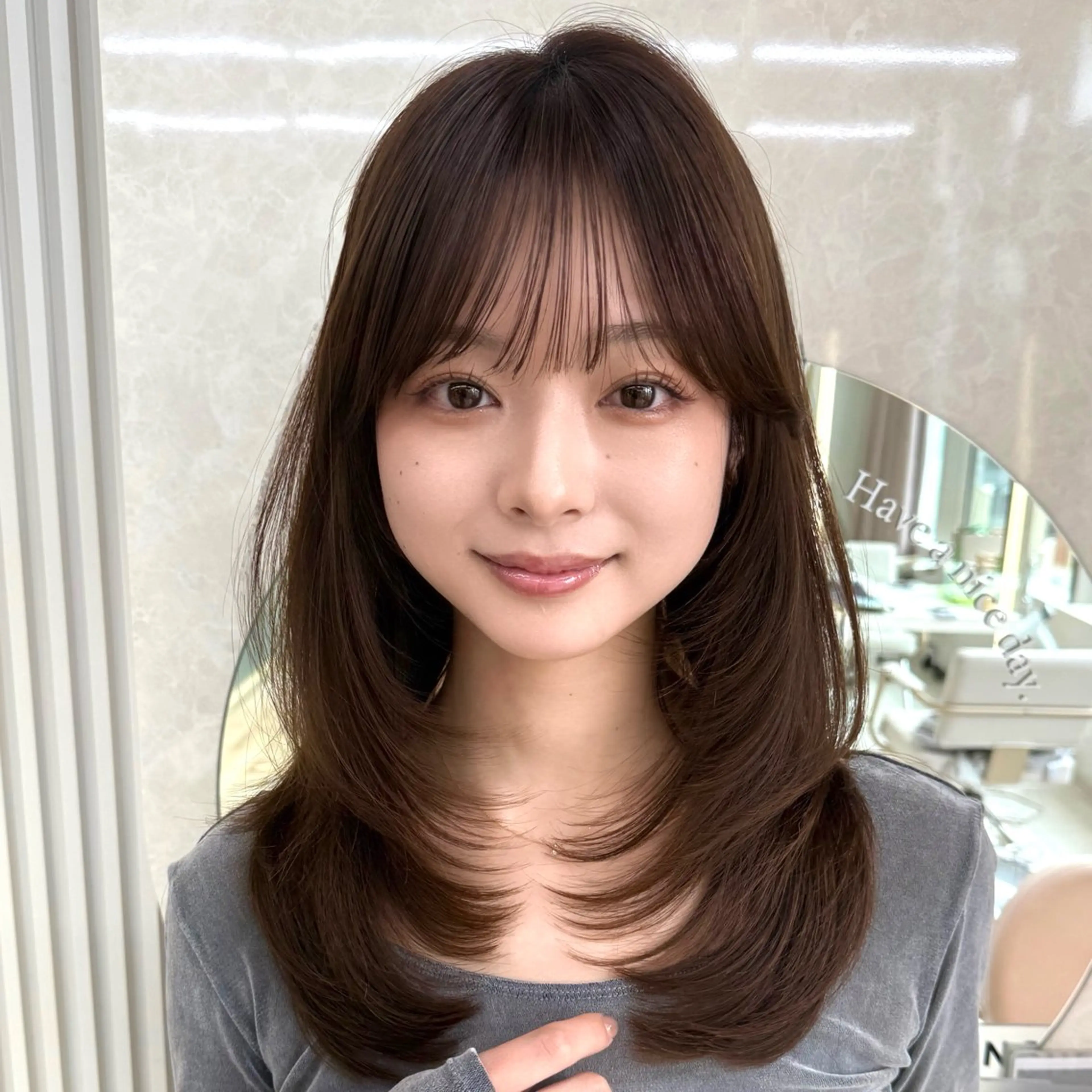 【人気no.3クーポン✨】似合わせレイヤー全体カット🇰🇷➕2step外部募集トリートメント➕コテ巻きの写真