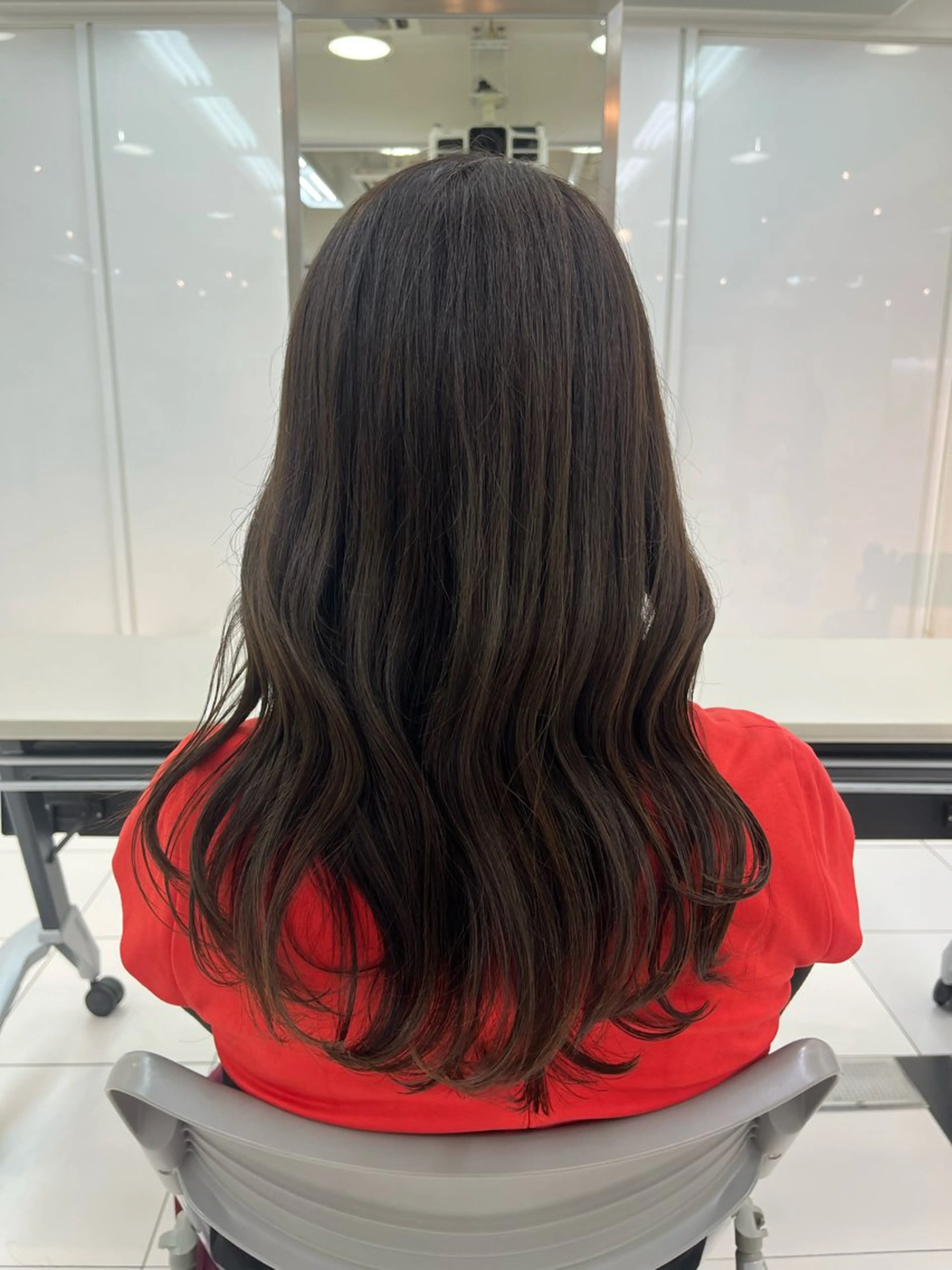 ロング カラー little lulu 梅田所属・高橋 さやかのヘアスタイル