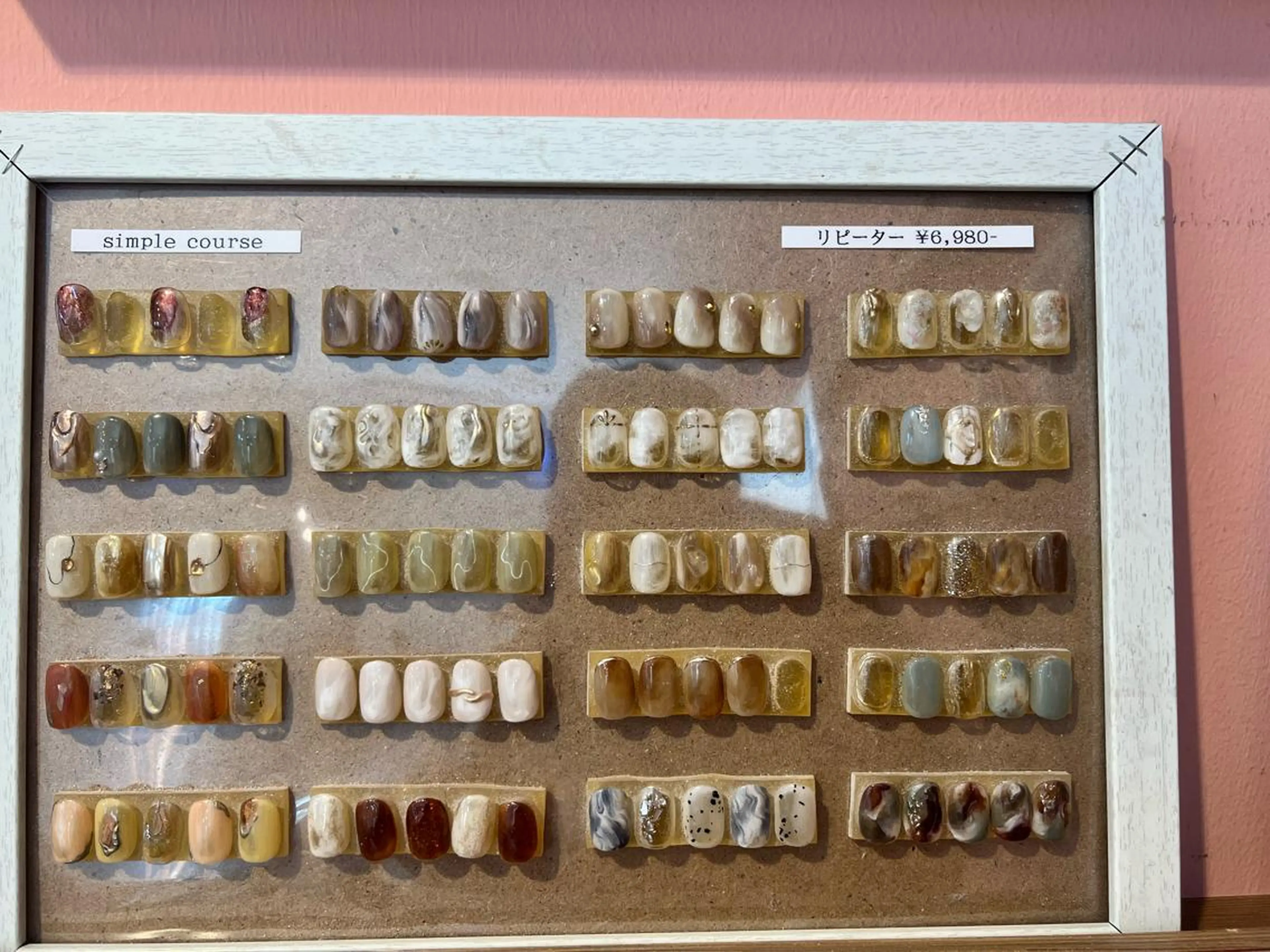 ネイル ハンドネイル Chipieee Tokyoのネイルデザイン