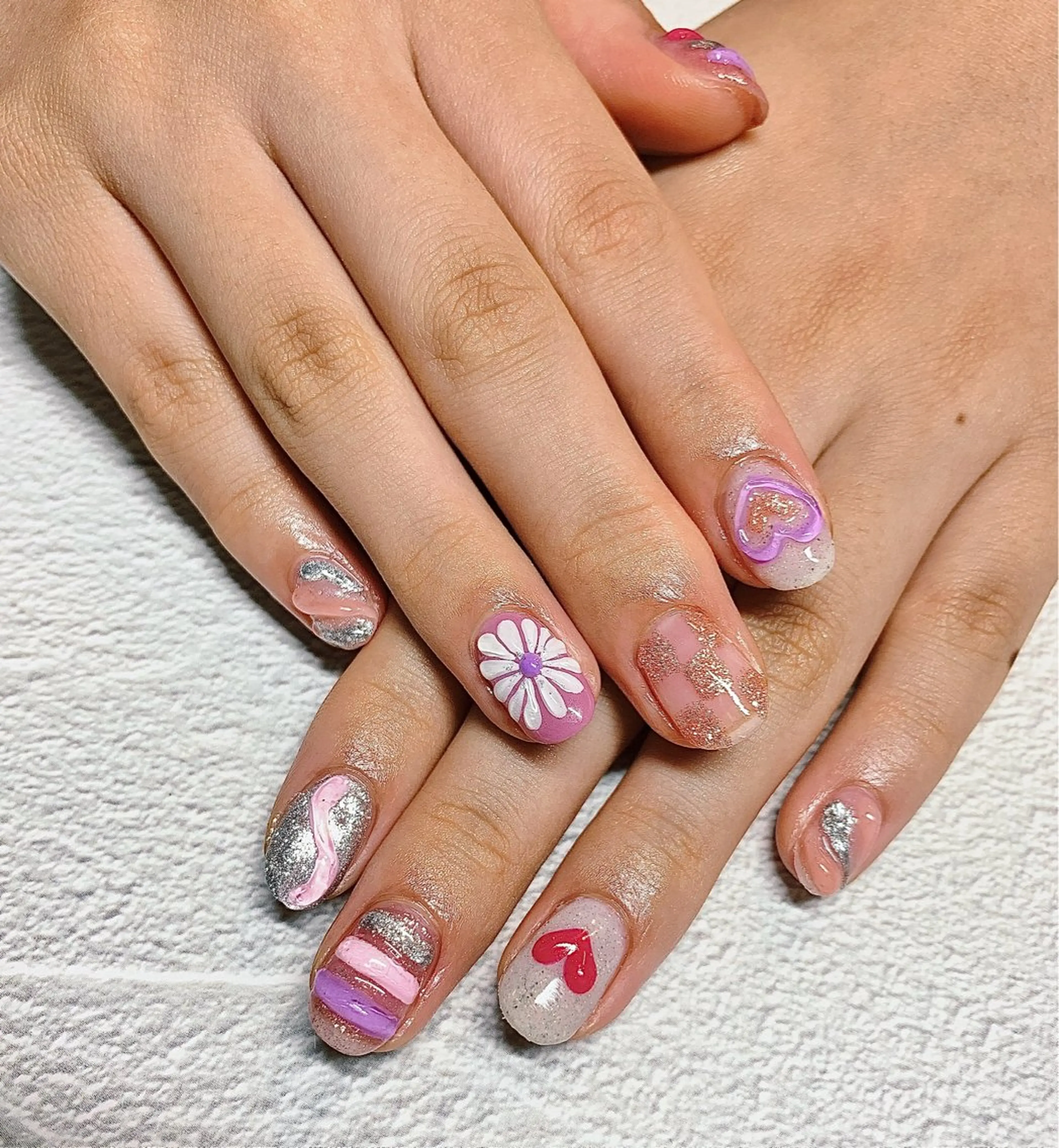 ネイル takamin._.nail所属・t. takamiのネイルデザイン
