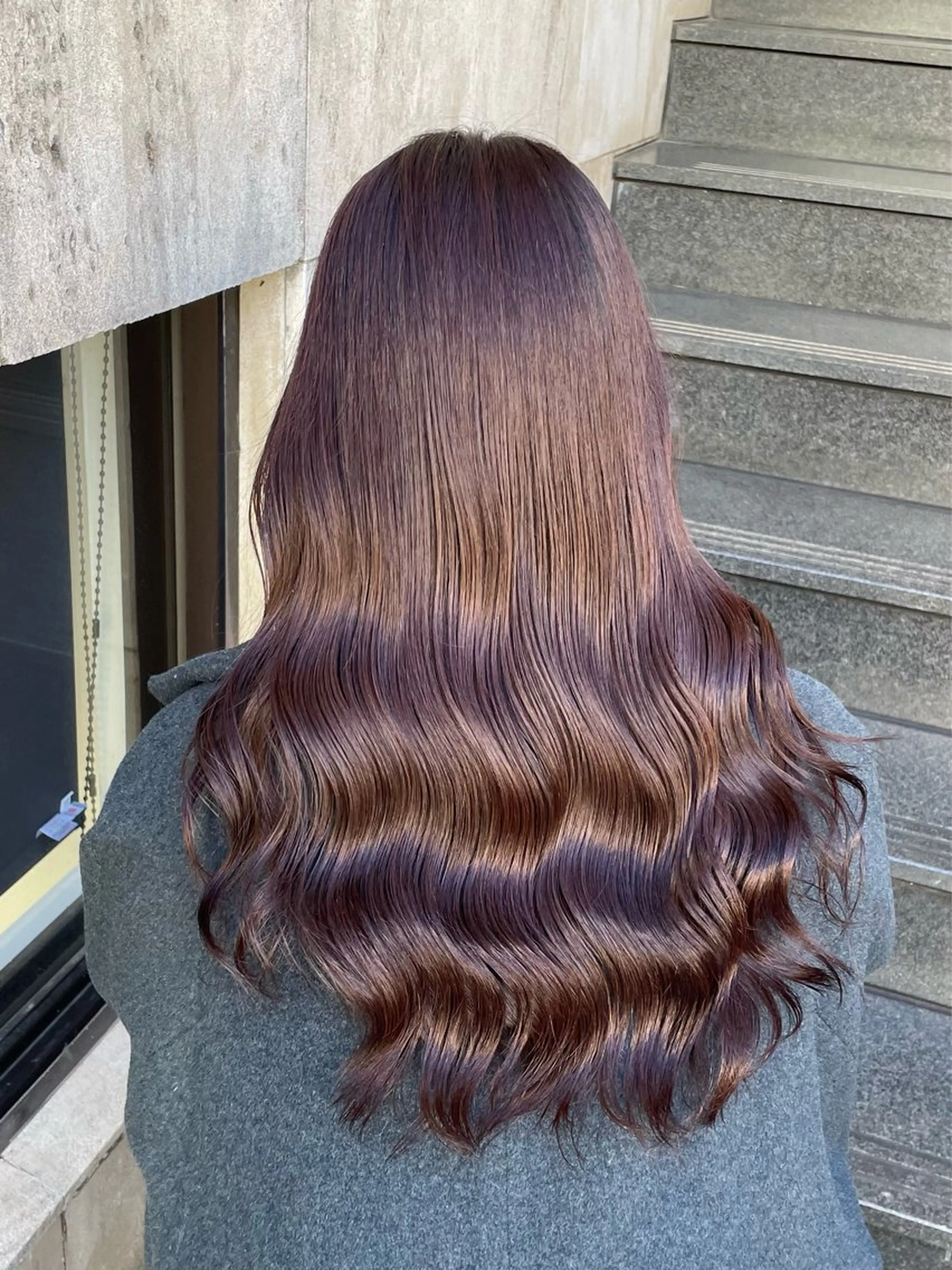 ロング カラー 切りっぱなしボブ ブリーチ ダブルカラー ハイライトカラー ブリーチなしカラー カット ヘアカラー トリートメント ヘッドスパ ヘアセット Wカラー/髪質改善/ 艶カラー🩶Sanaのヘアスタイル