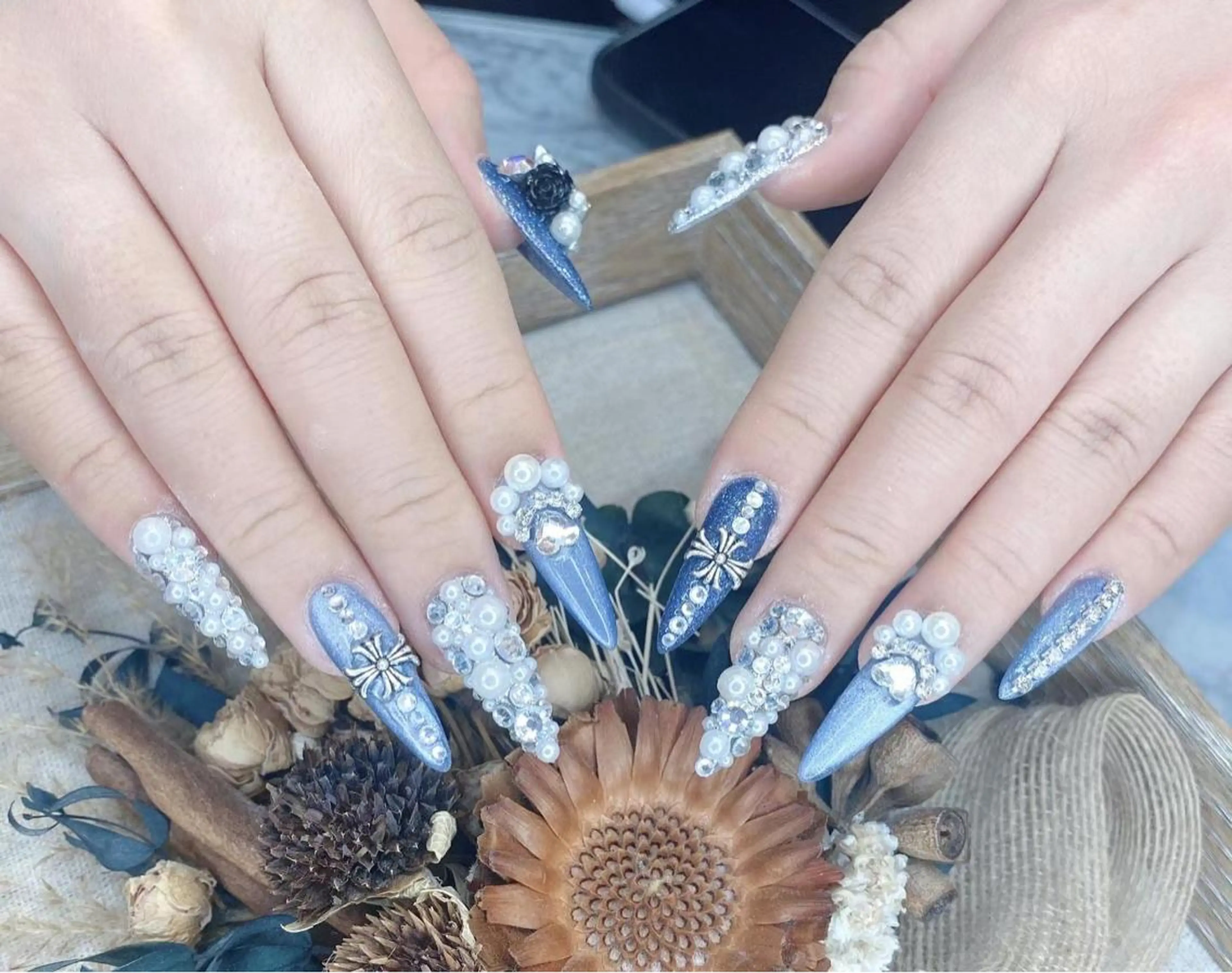 ネイル ブルー 冬ネイル クリスマス Babarla Nailのネイルデザイン