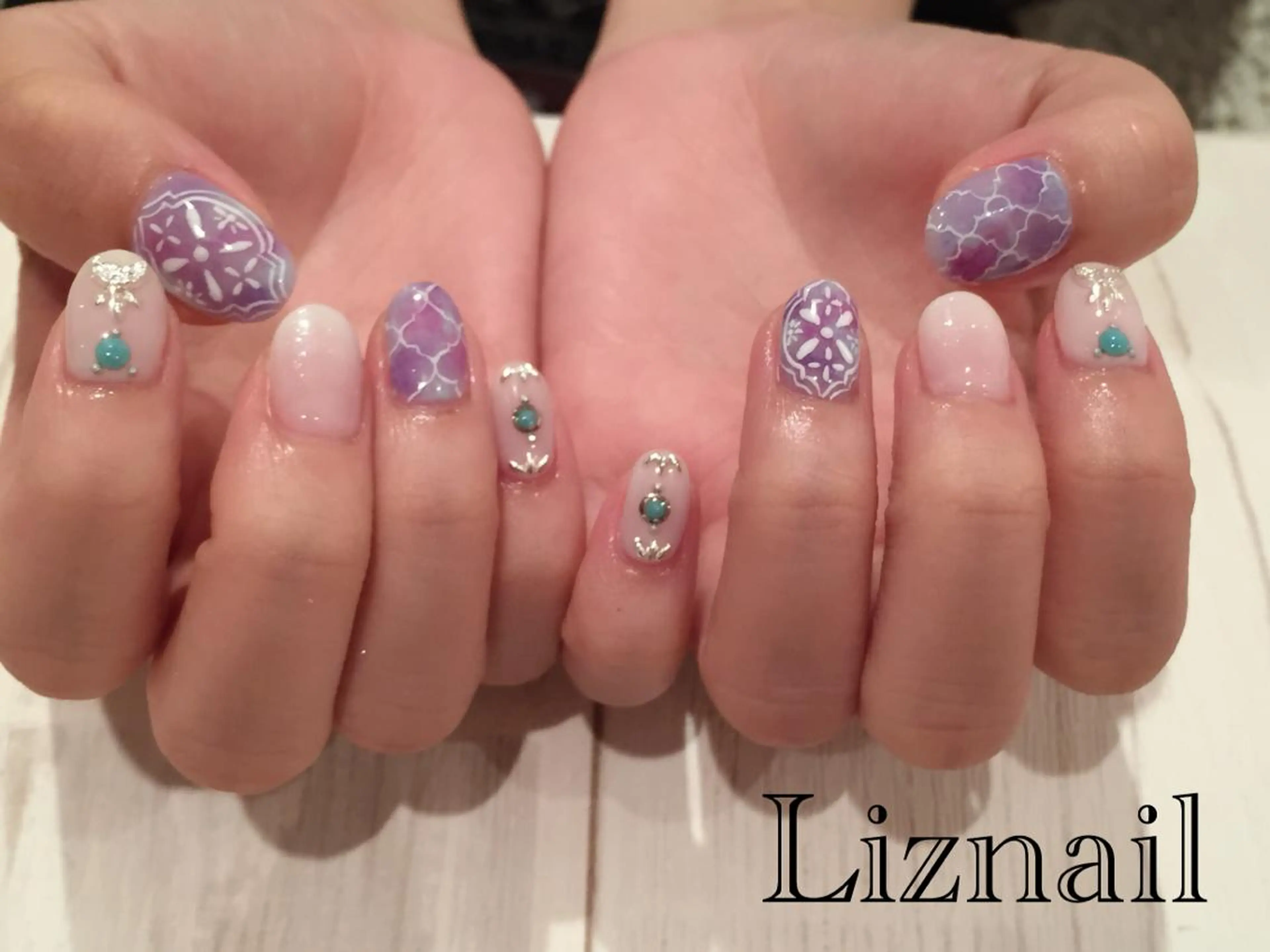 ネイル Rawr / saoriのネイルデザイン