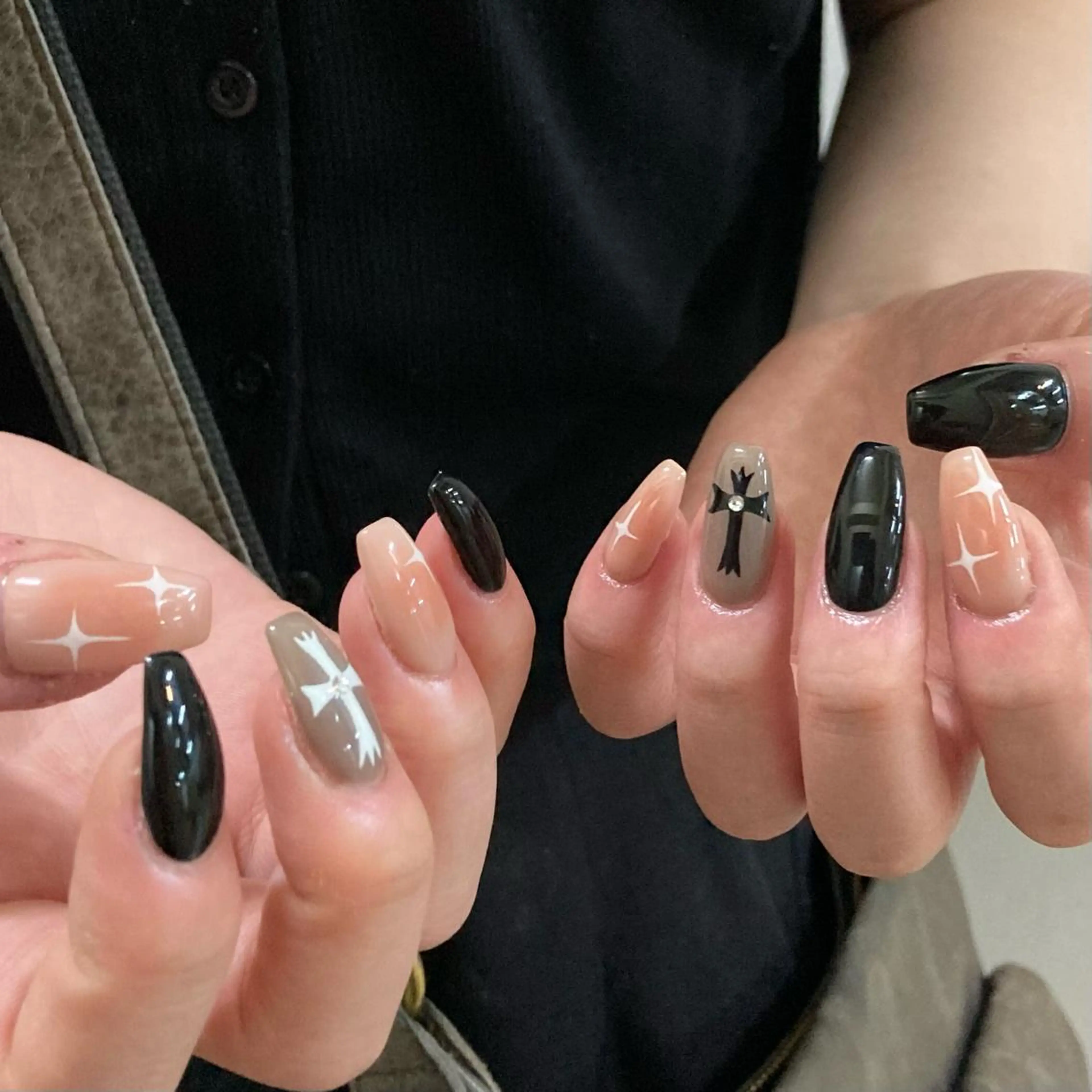 ネイル ハンドネイル フットネイル kana/モード ・グランジ໒꒱のネイルデザイン