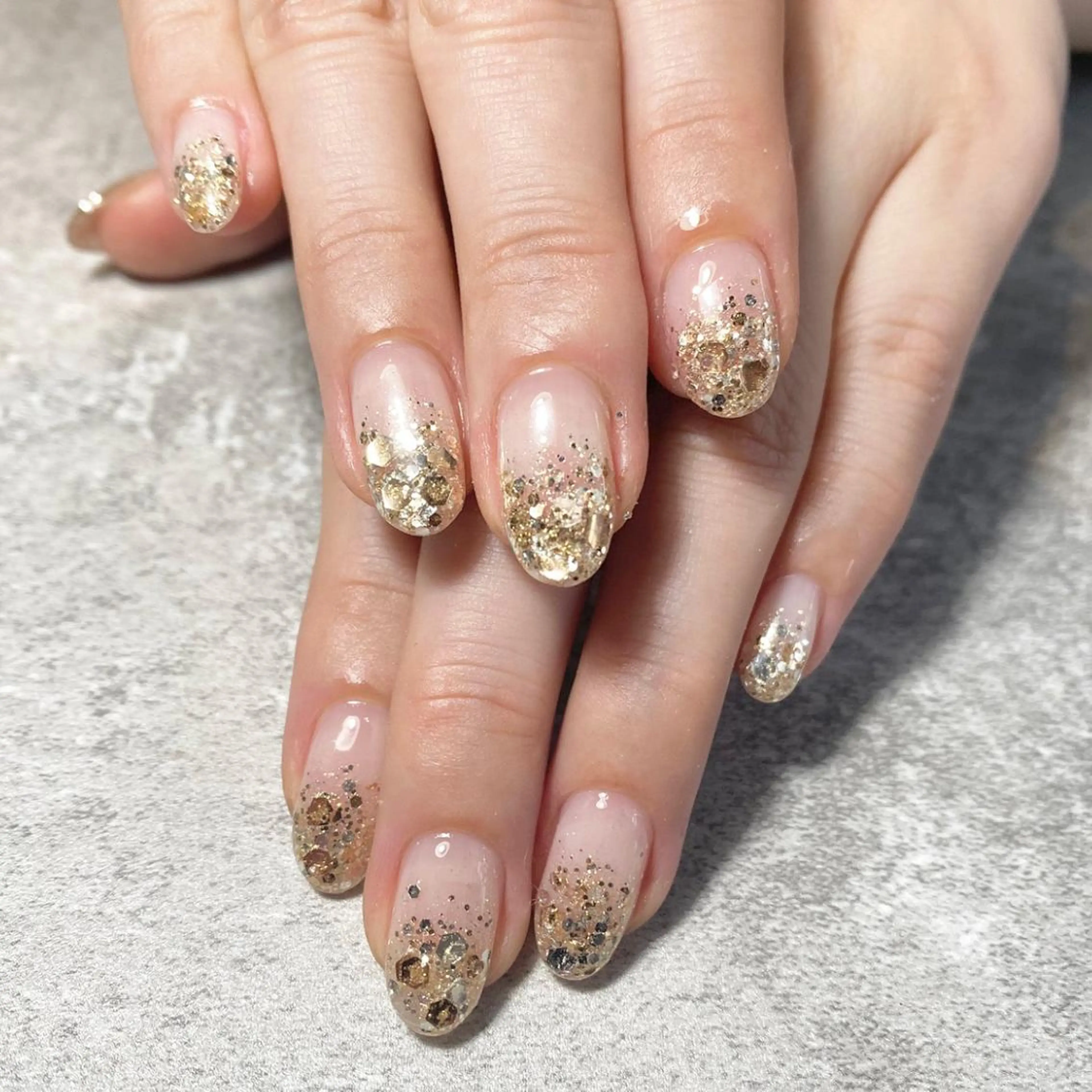 ネイル salon de pipi.　okazaki所属・O. AKINAのネイルデザイン