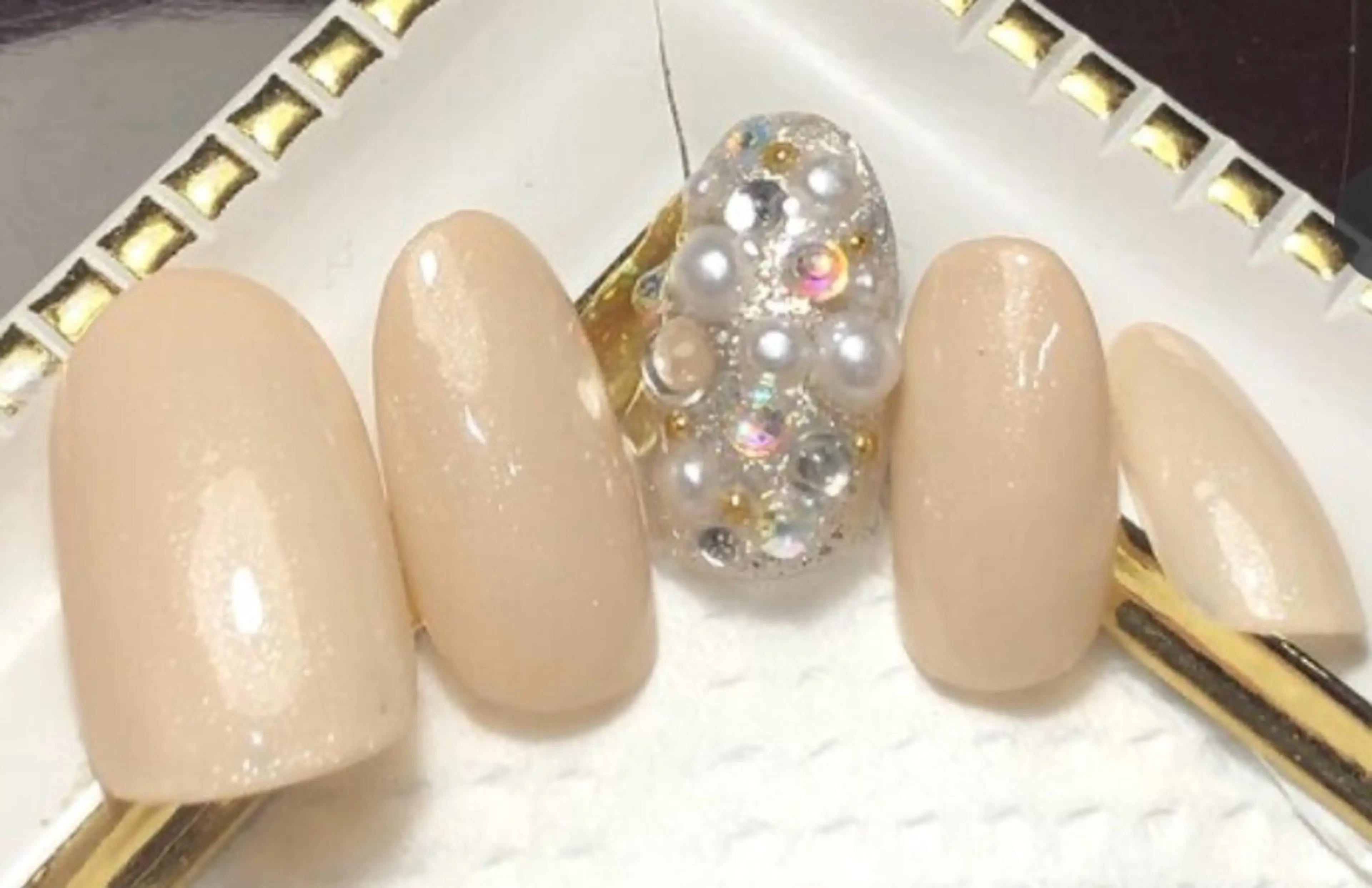 ネイル Nest 岩崎のネイルデザイン