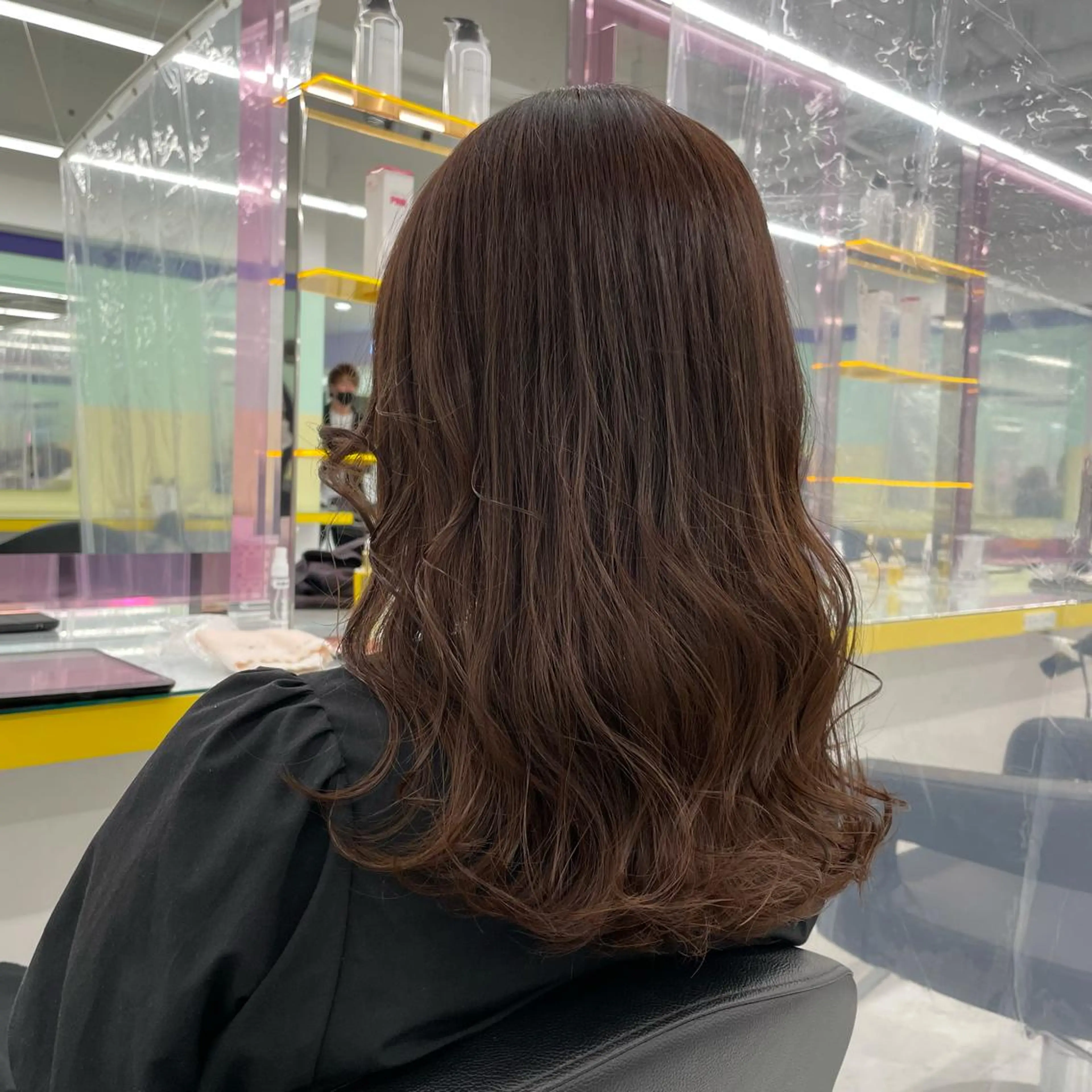ミディアム カラー ヘアアレンジ カット ヘアカラー トリートメント ヘアセット 💕透明感暗髪💕 りくのヘアスタイル